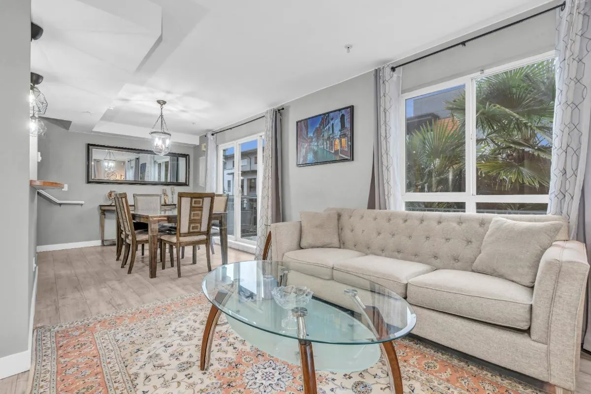2 288 St. Davids Avenue