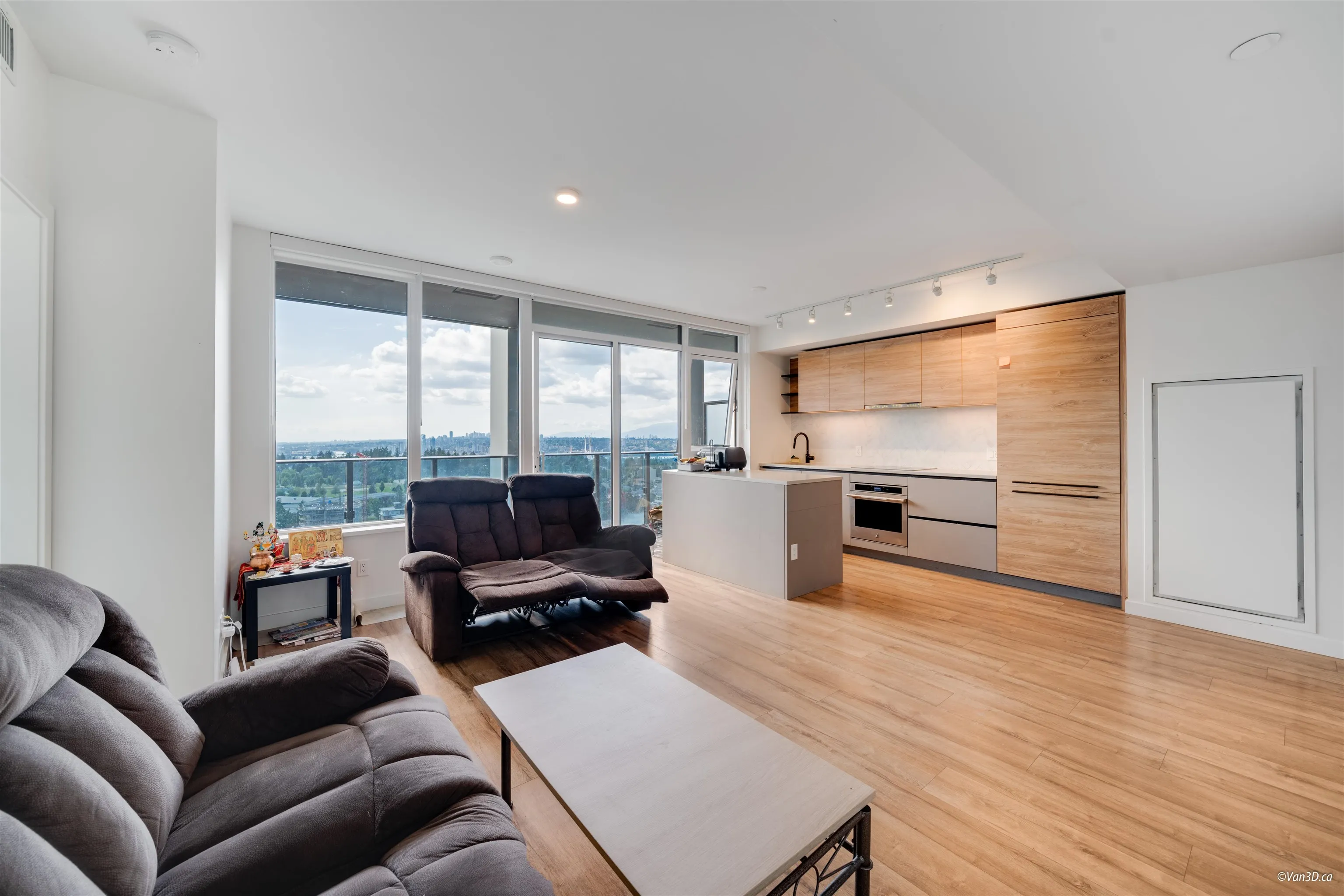 2710 10448 University Drive