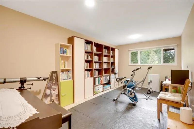 21 103 Parkside Drive