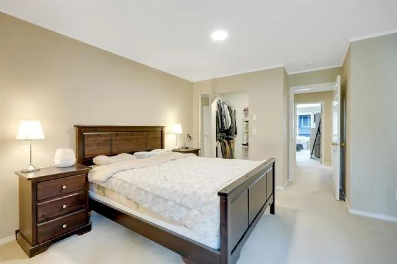 21 103 Parkside Drive
