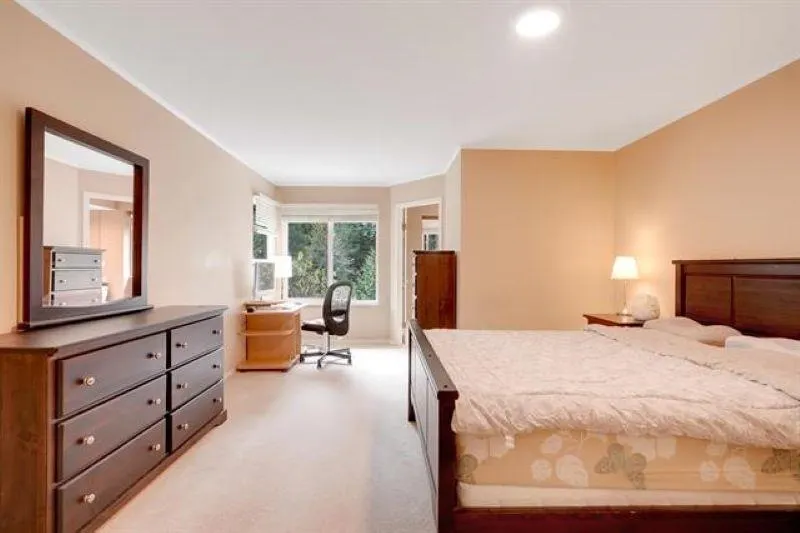 21 103 Parkside Drive