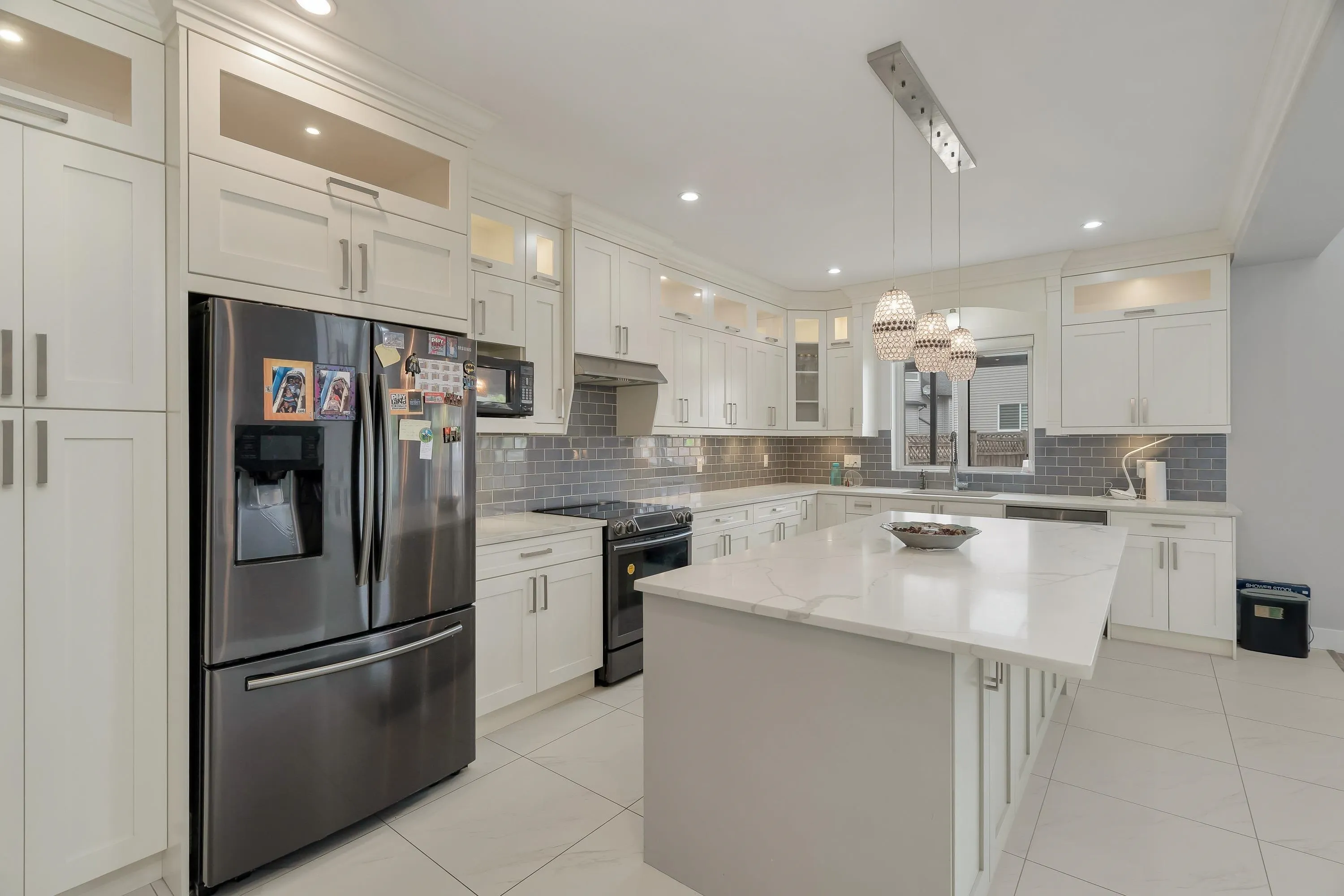 27687 Railcar Crescent