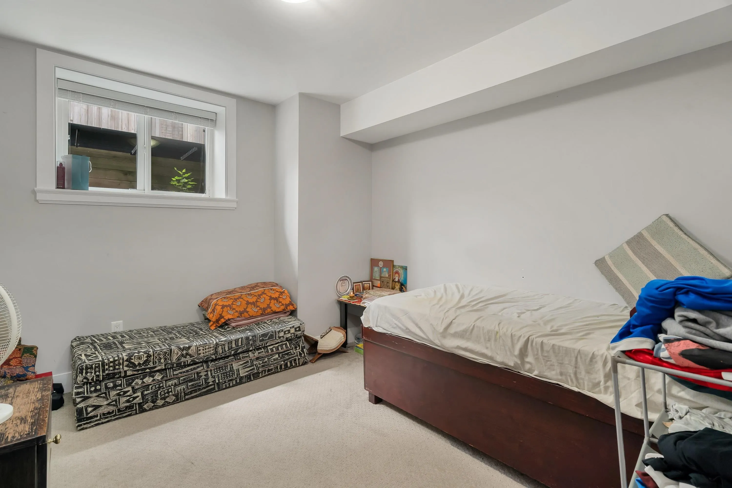 27687 Railcar Crescent