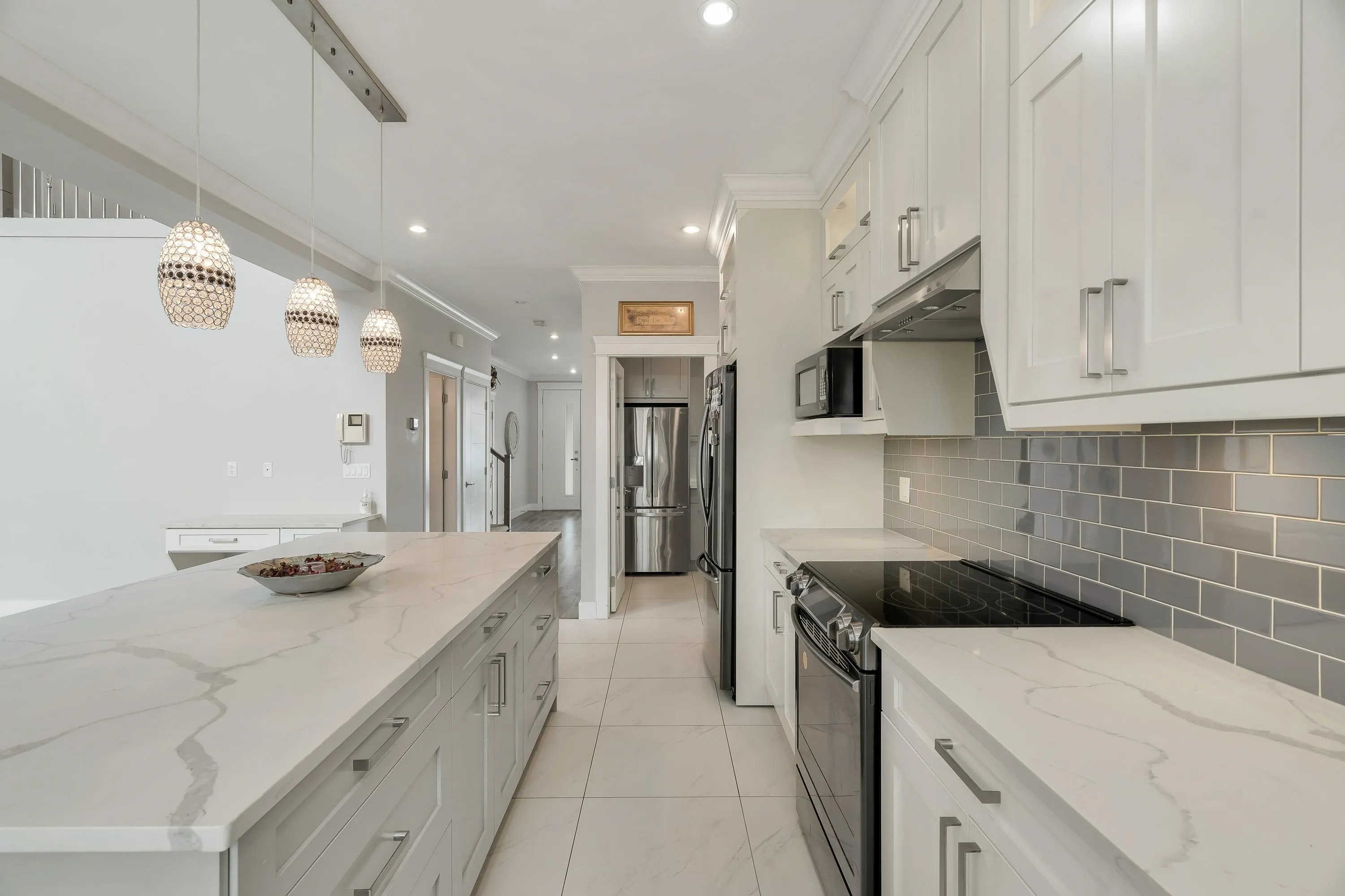 27687 Railcar Crescent