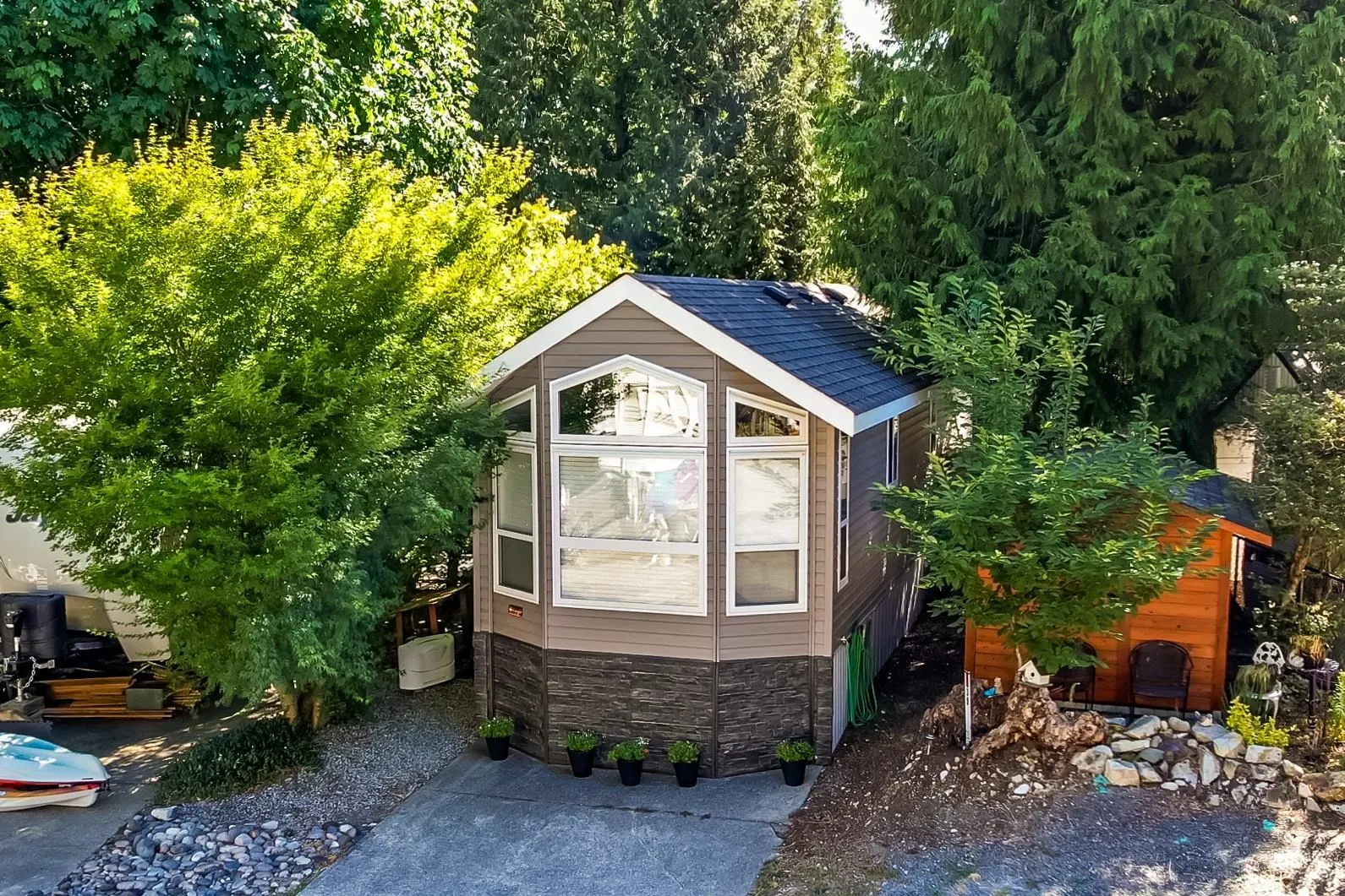 39 14600 Morris Valley Road