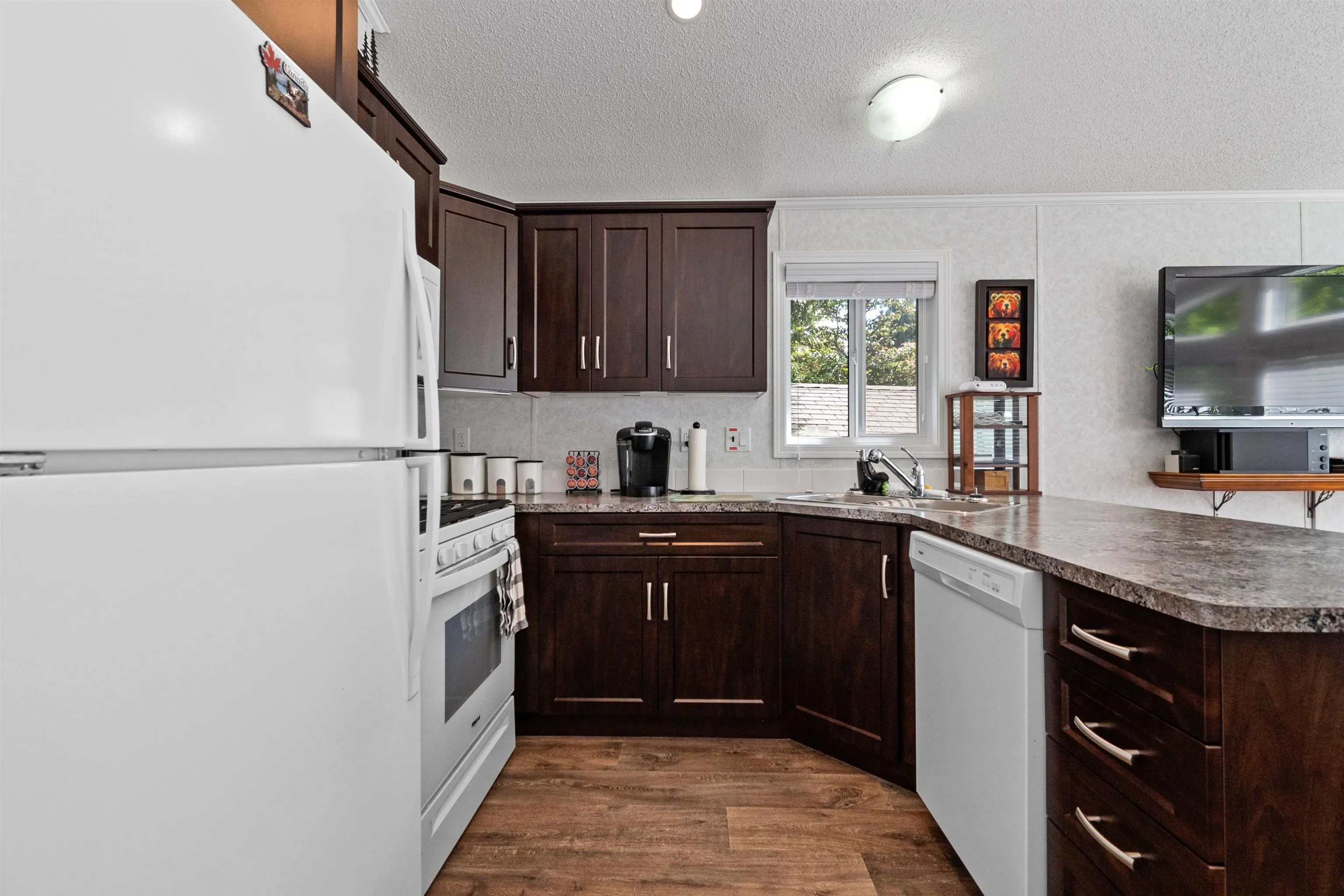 39 14600 Morris Valley Road