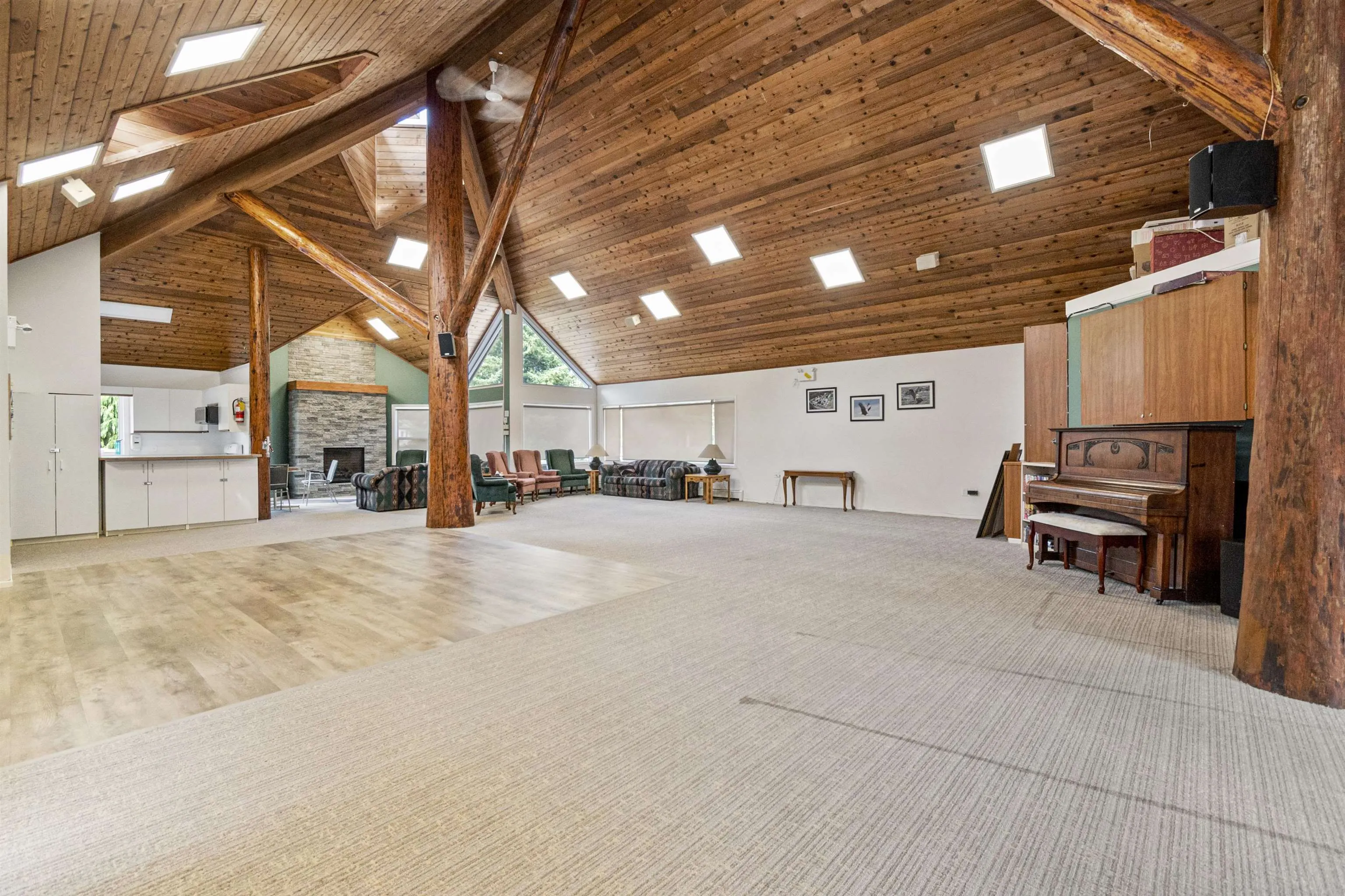 39 14600 Morris Valley Road