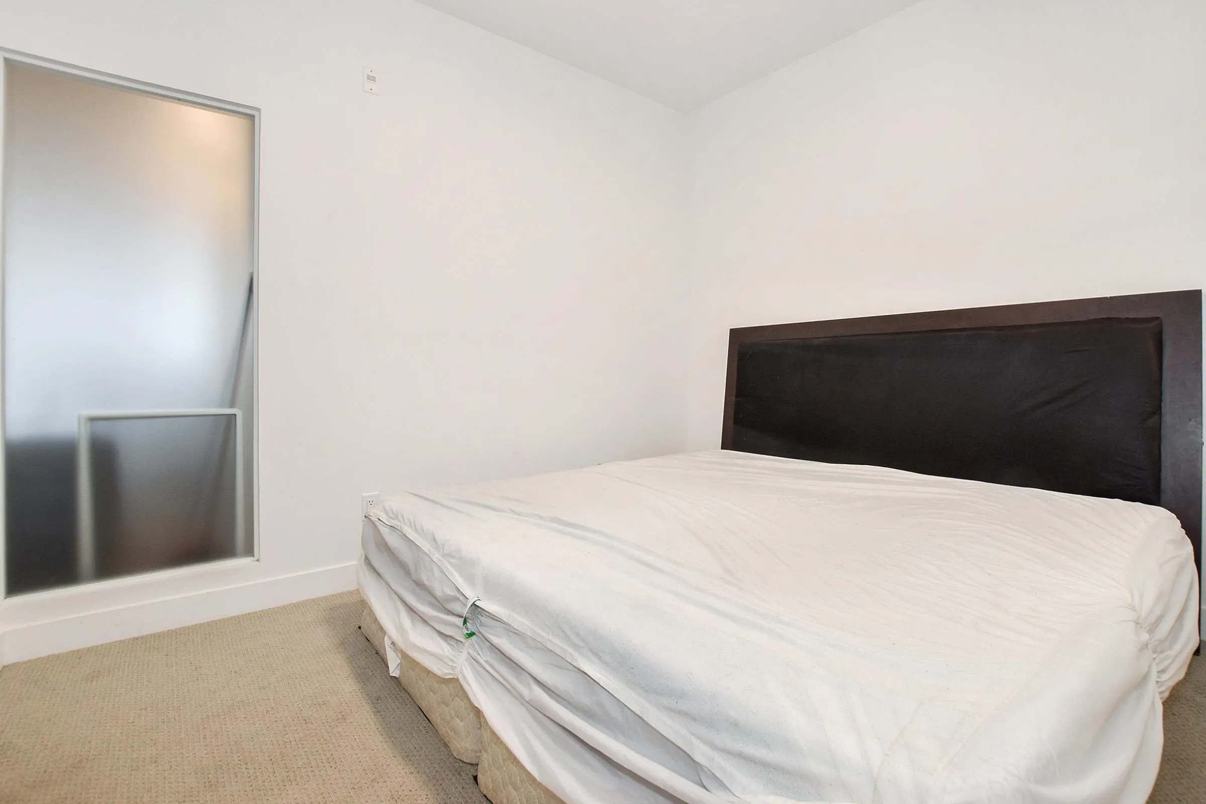 313 32838 Landeau Place