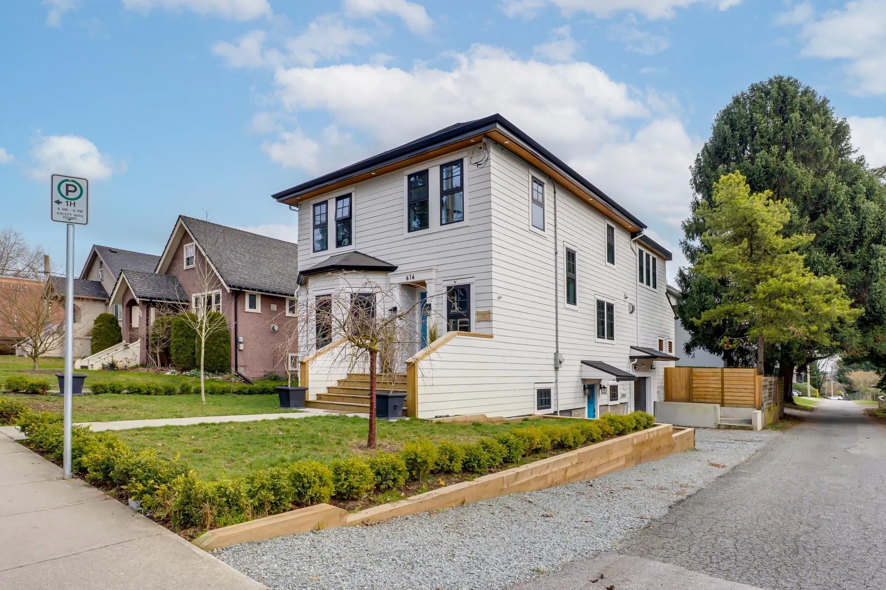 614 Fourth Avenue