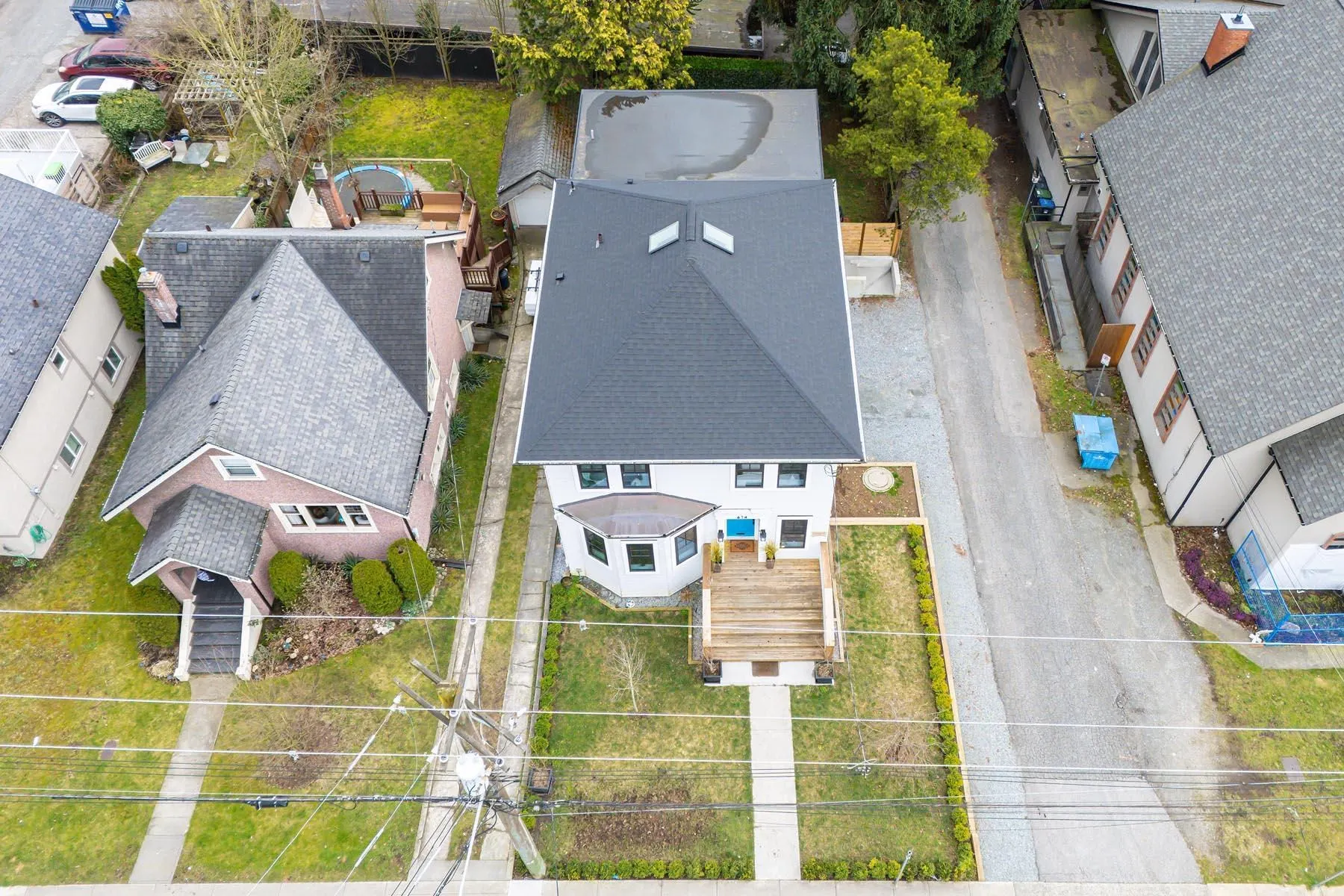 614 Fourth Avenue