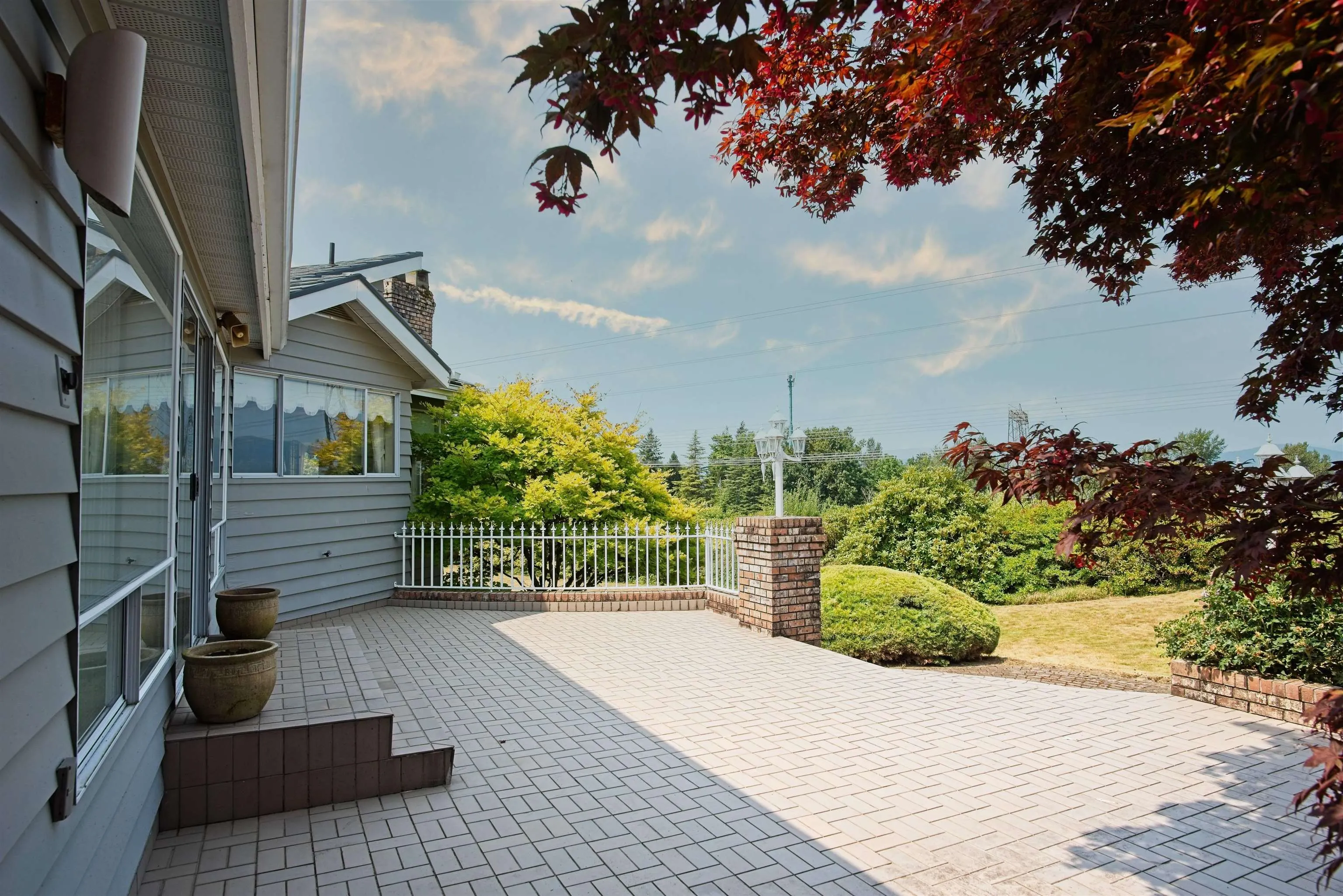 6 3737 Clearbrook Road
