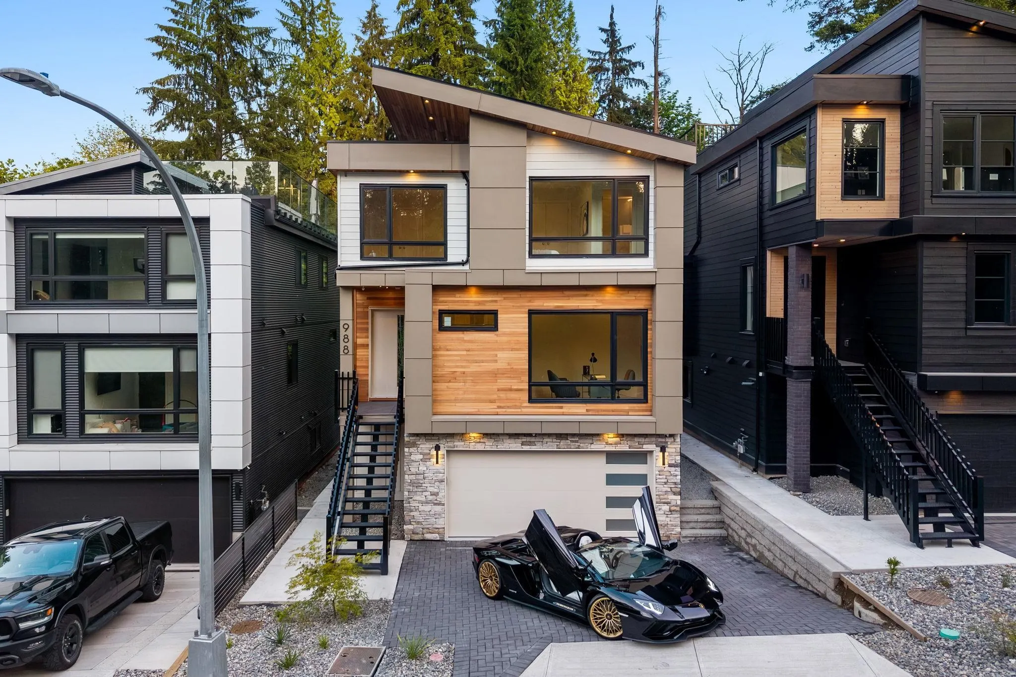 988 Seaforth Way