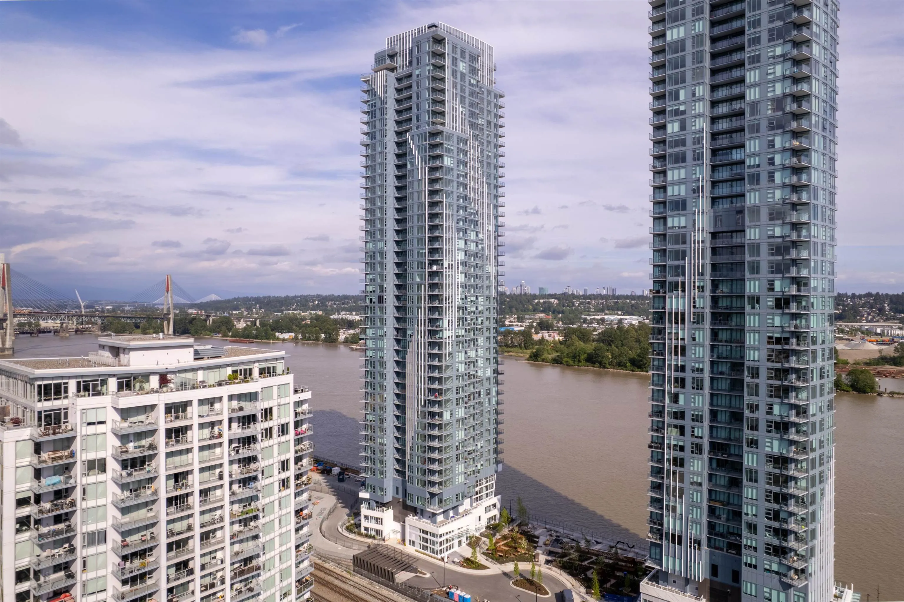 2904 660 Quayside Drive