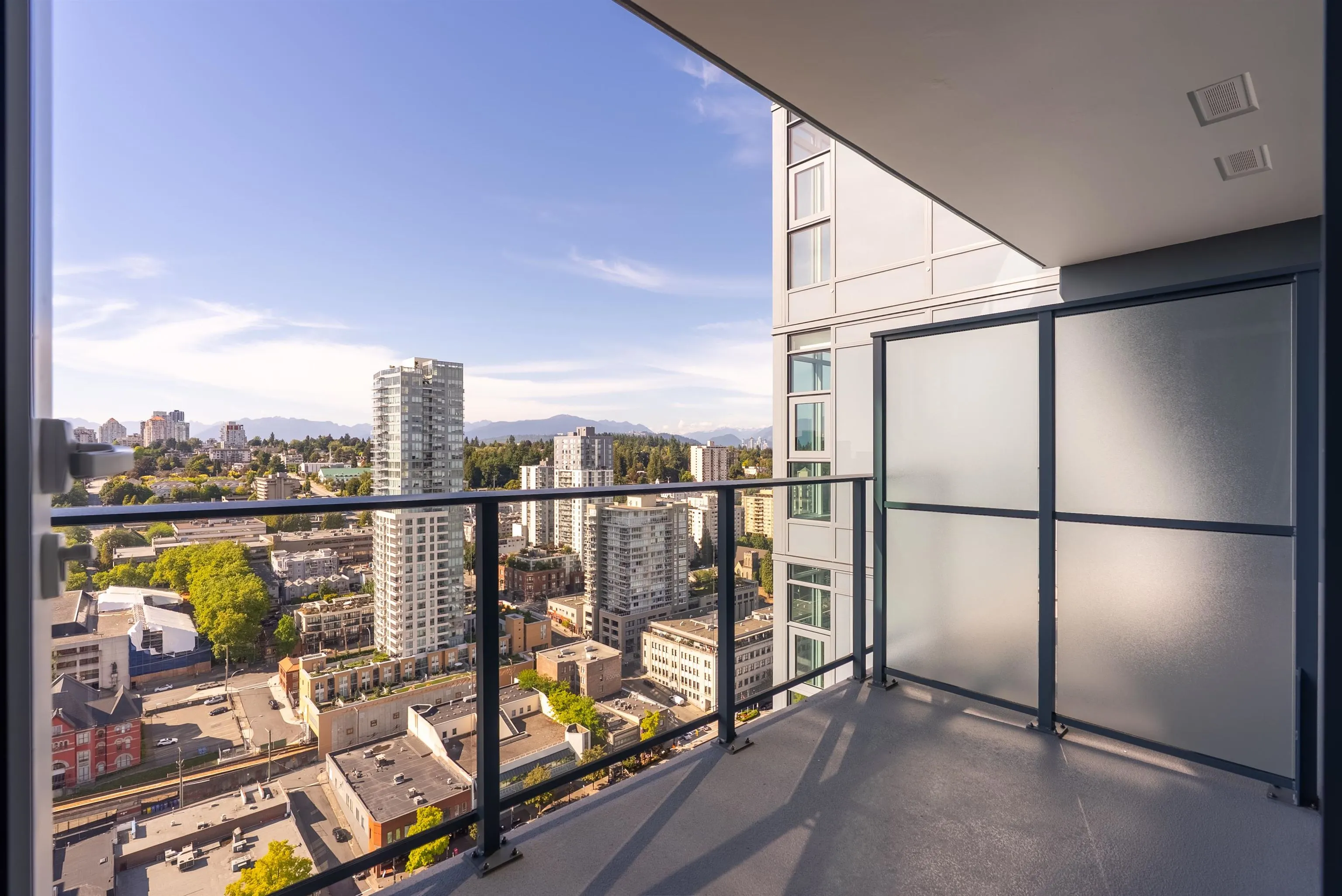 2904 660 Quayside Drive