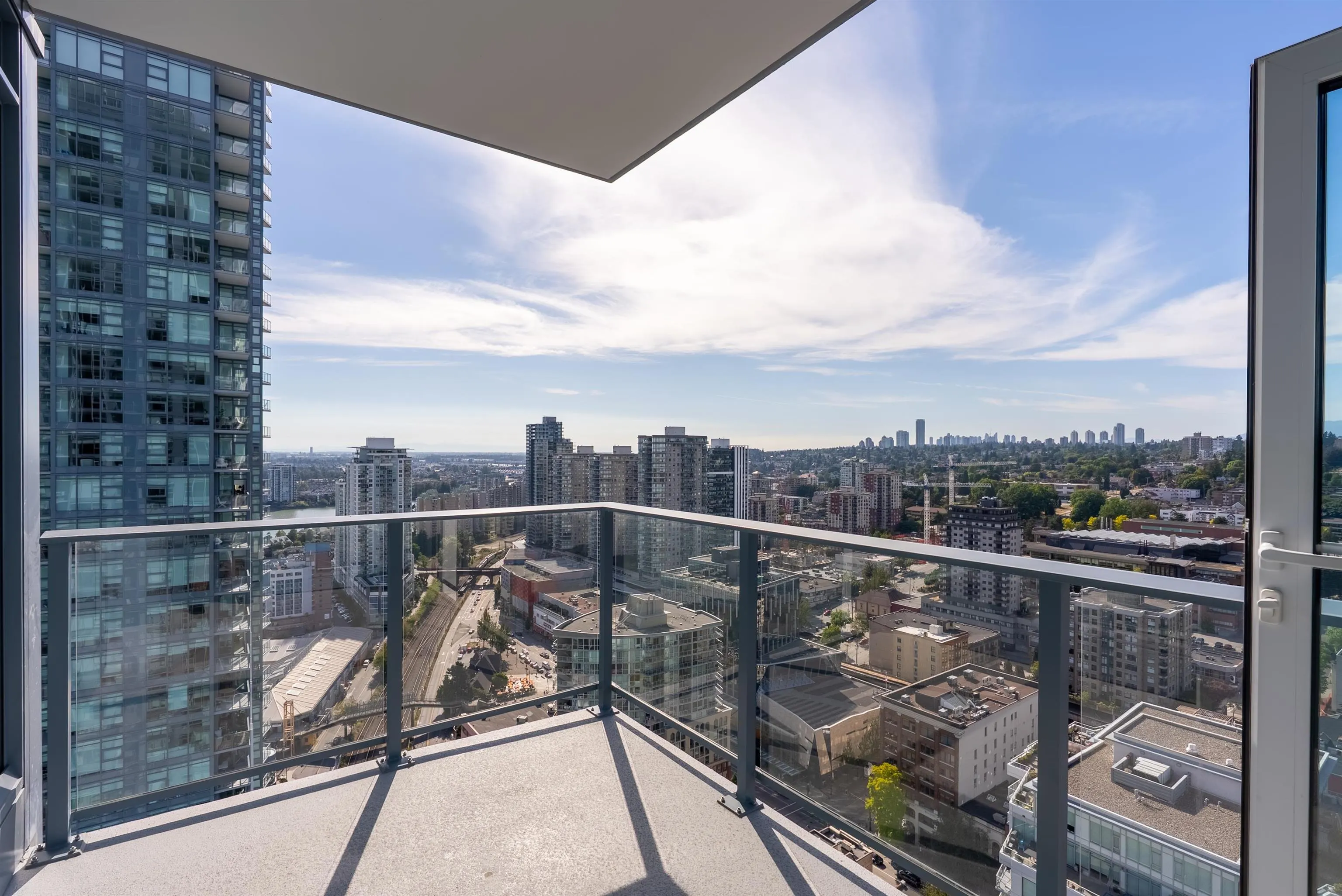 2904 660 Quayside Drive