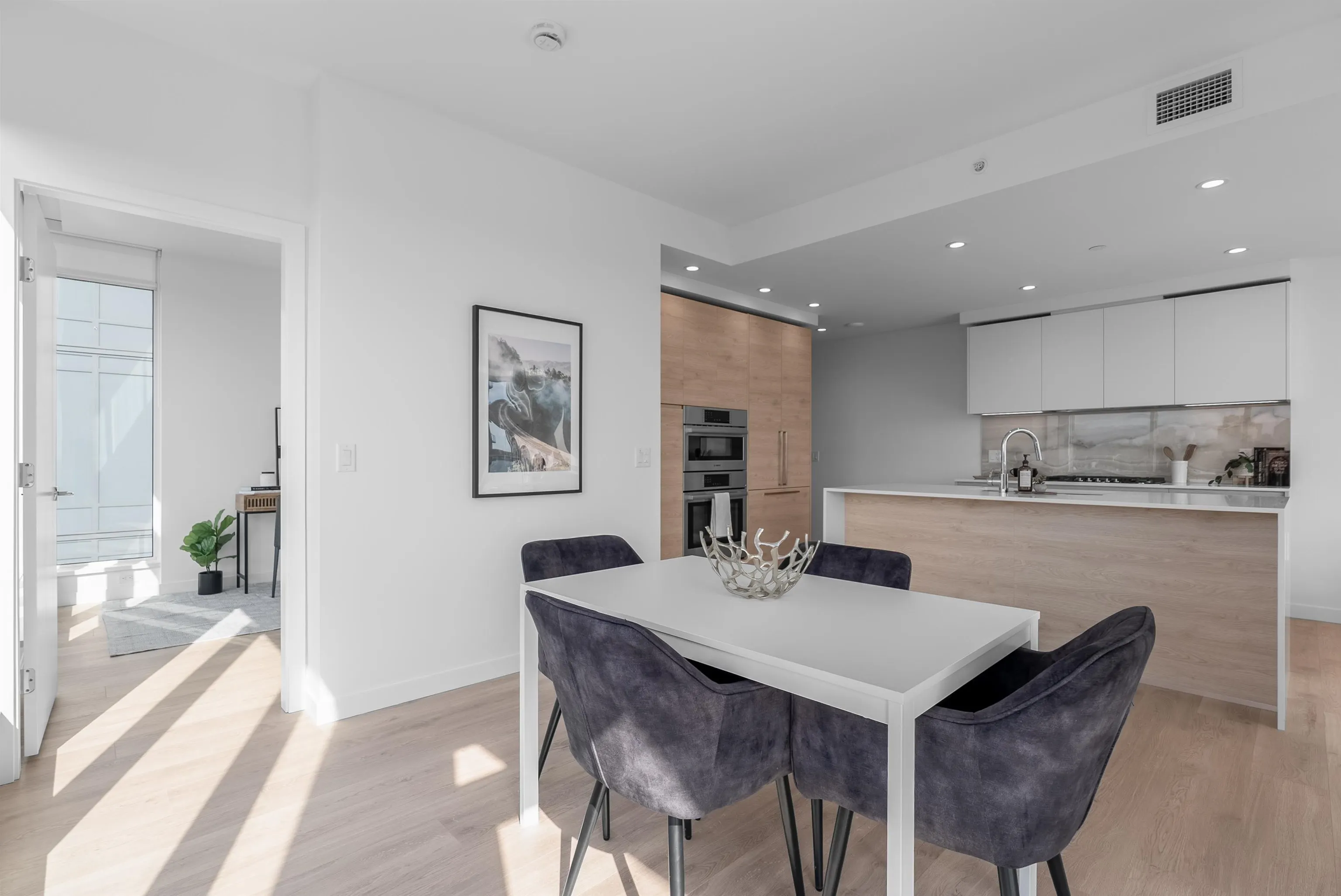 2904 660 Quayside Drive