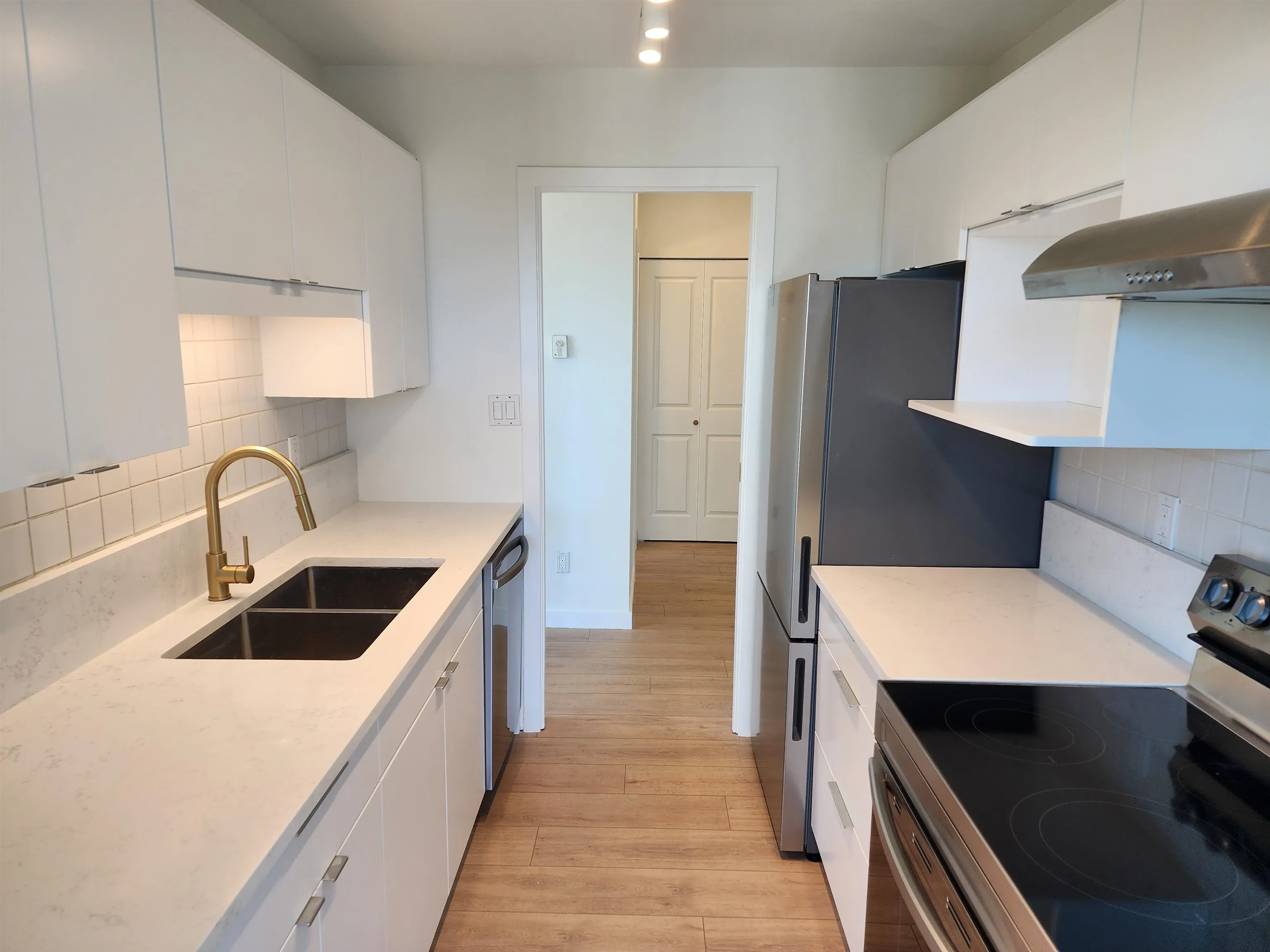 1603 6838 Station Hill Drive