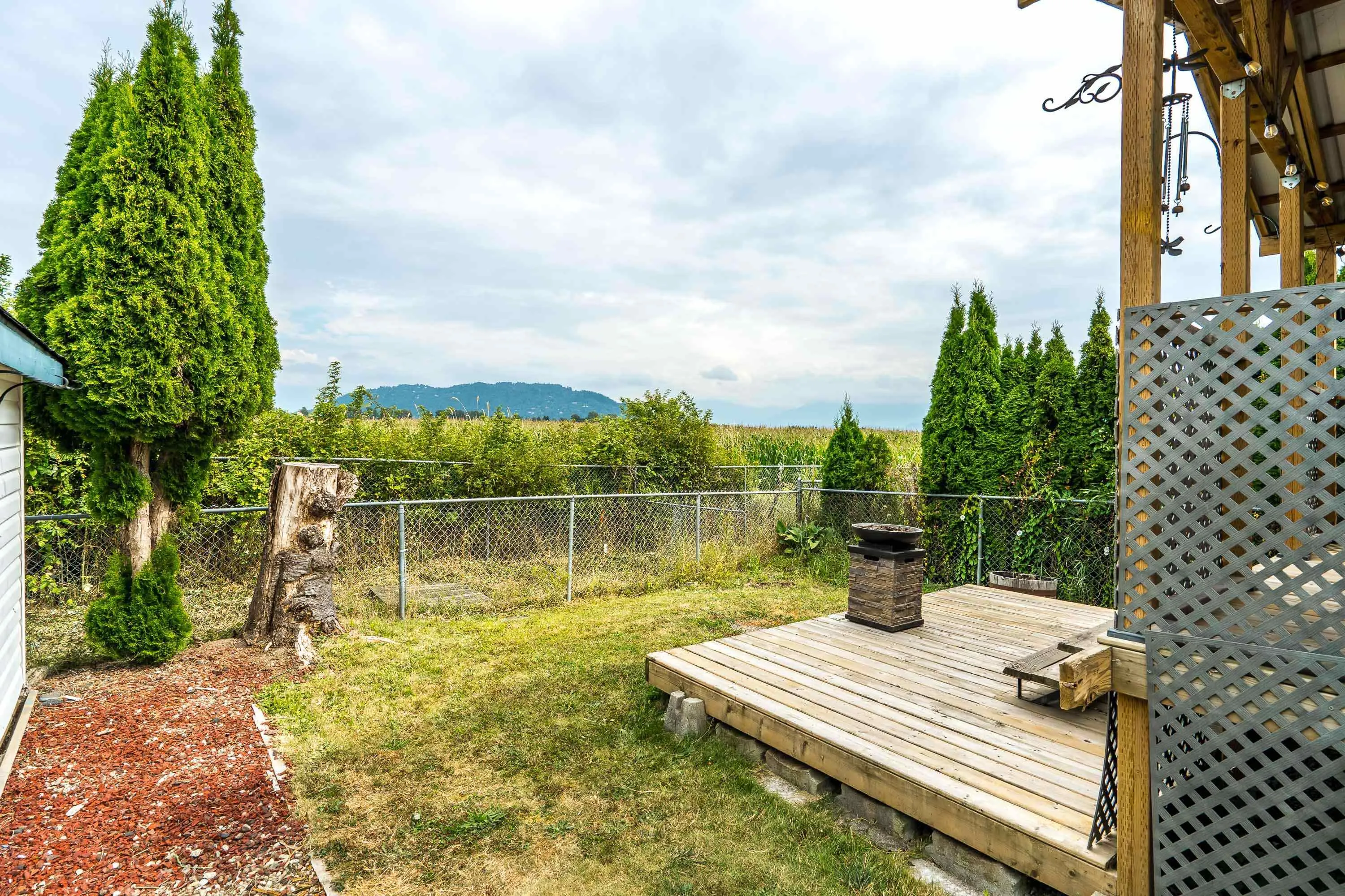 45 41168 Lougheed Highway