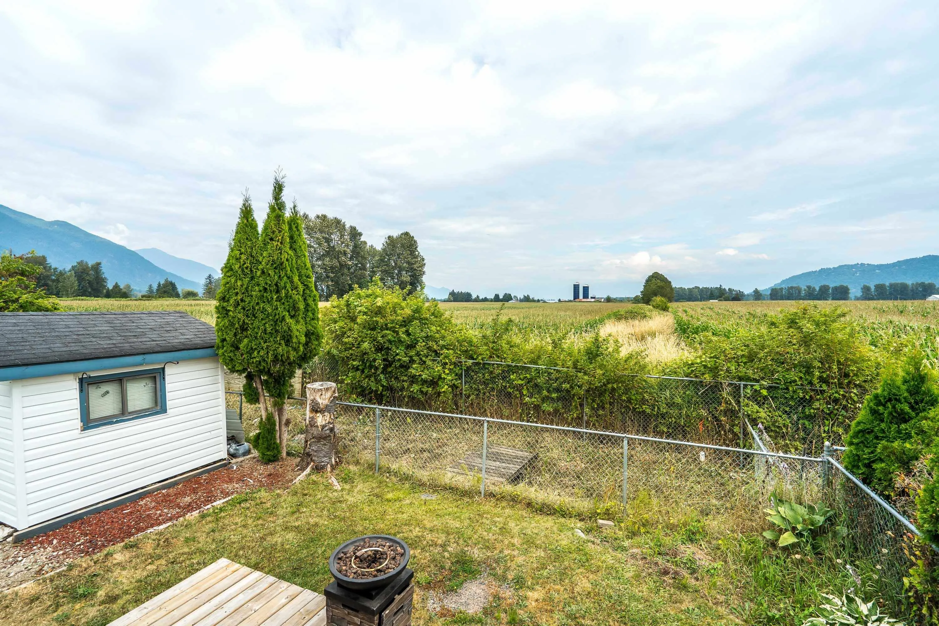 45 41168 Lougheed Highway