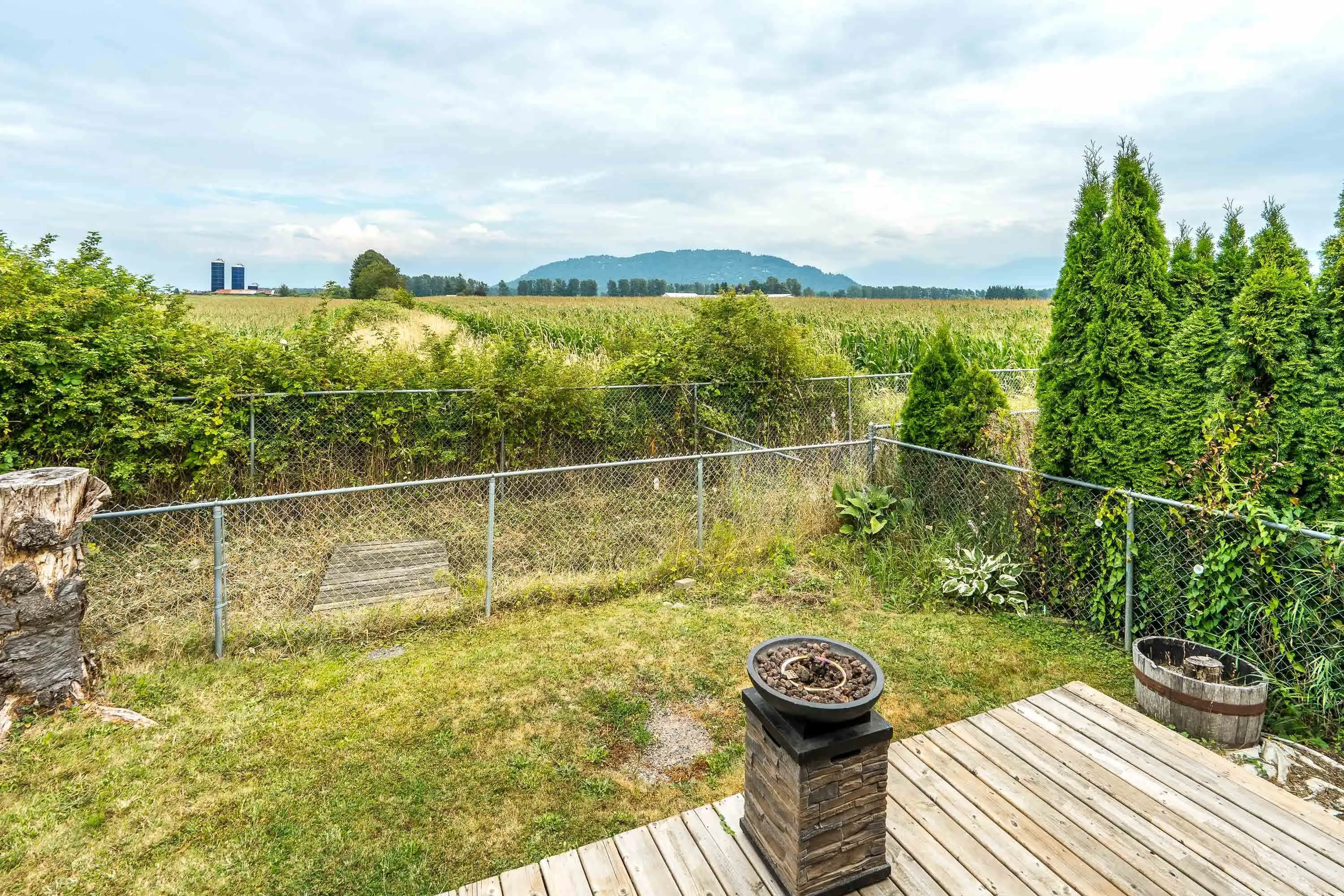 45 41168 Lougheed Highway