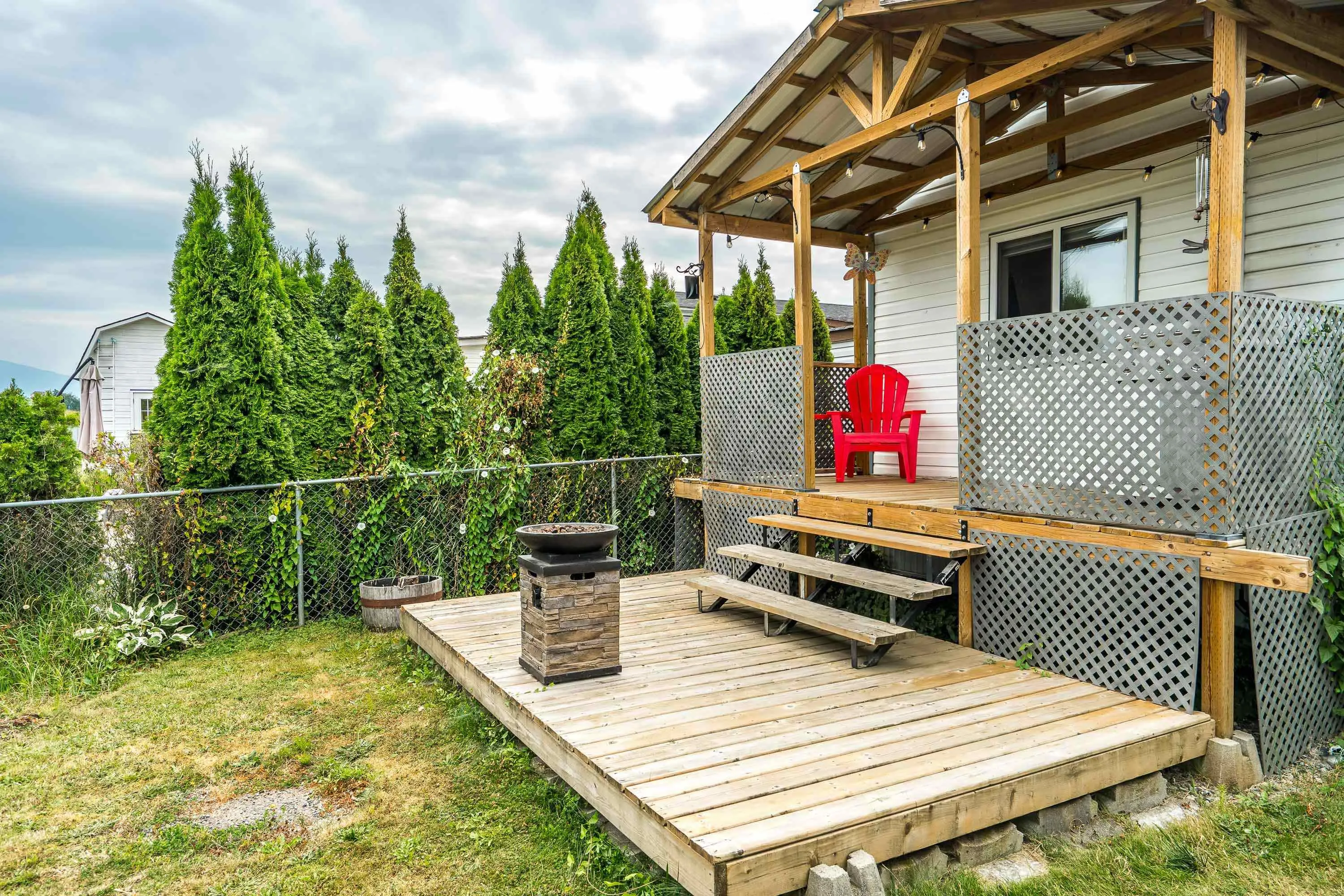 45 41168 Lougheed Highway