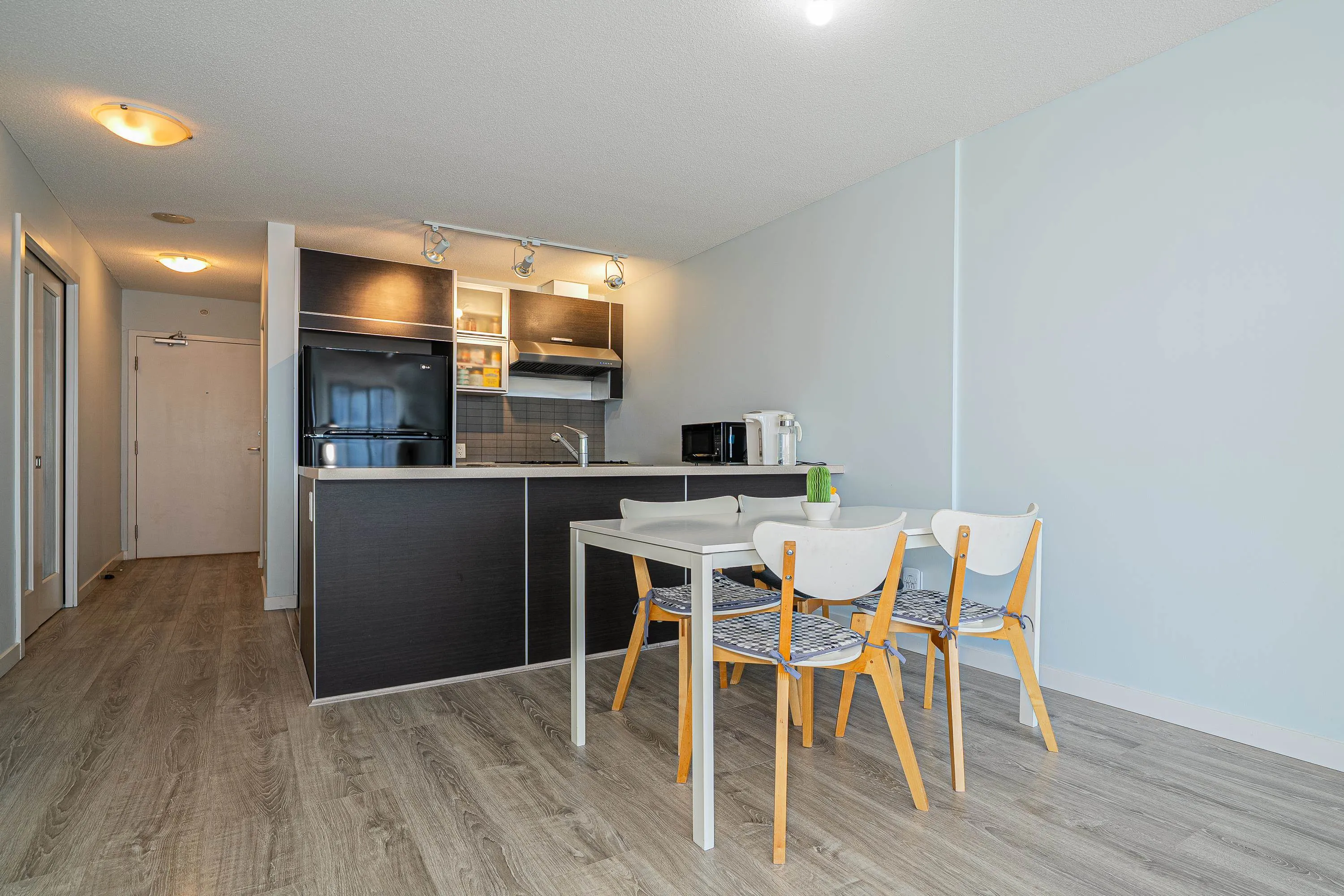 2303 13688 100 Avenue