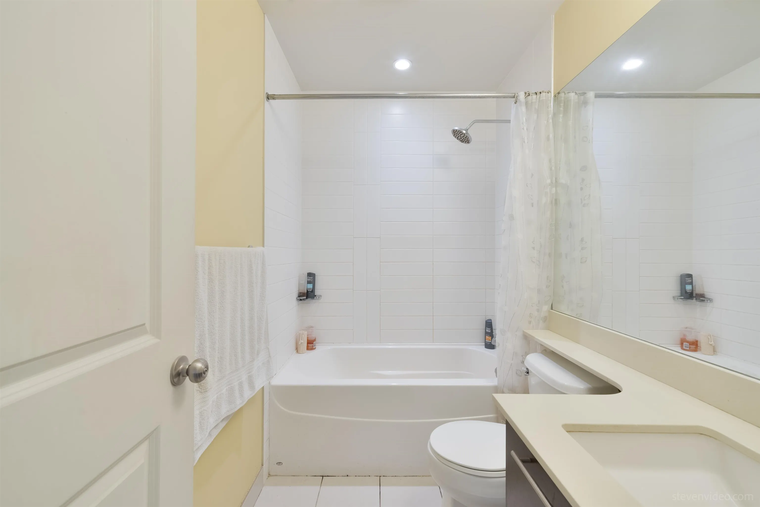 1003 13399 104 Avenue