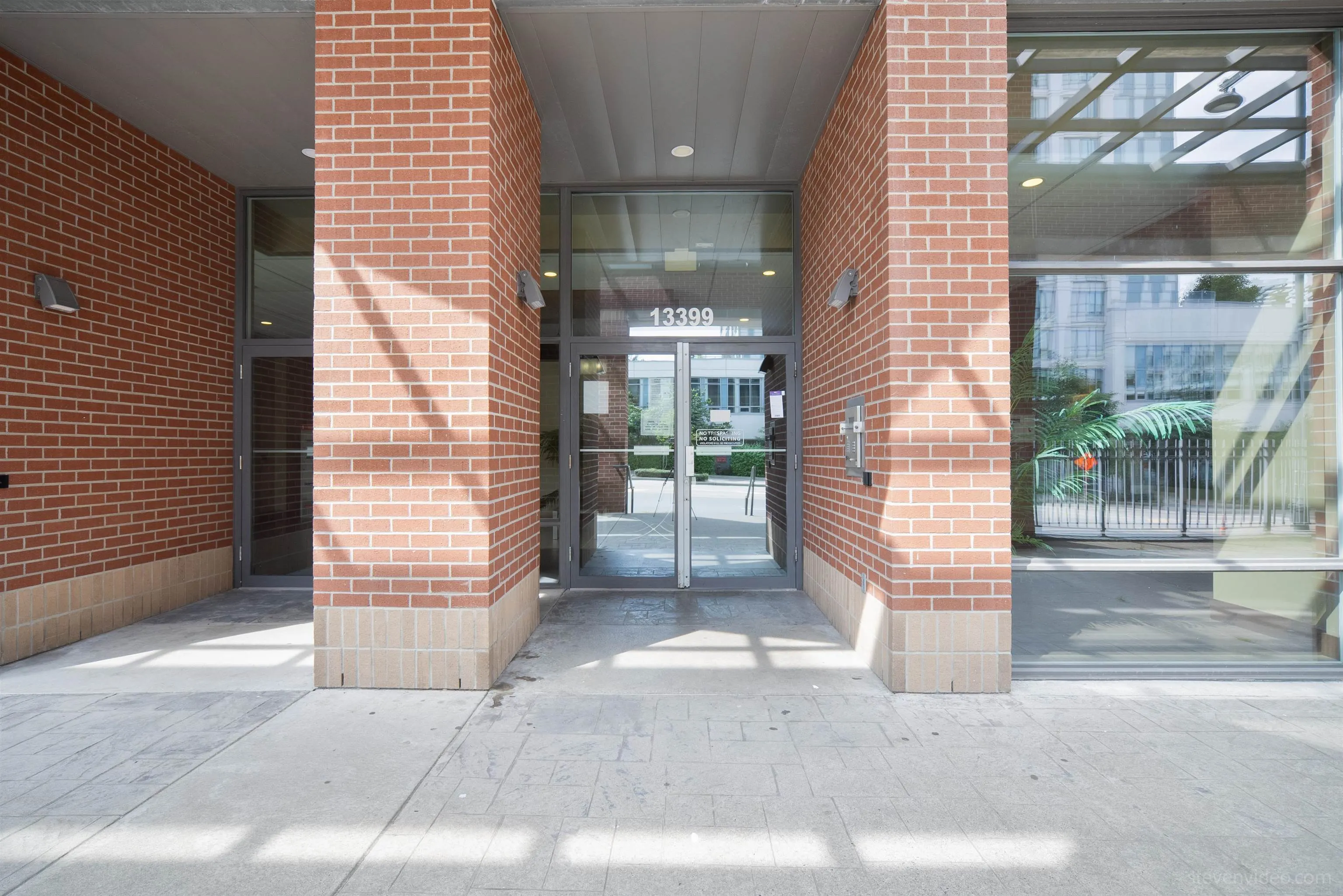 1003 13399 104 Avenue