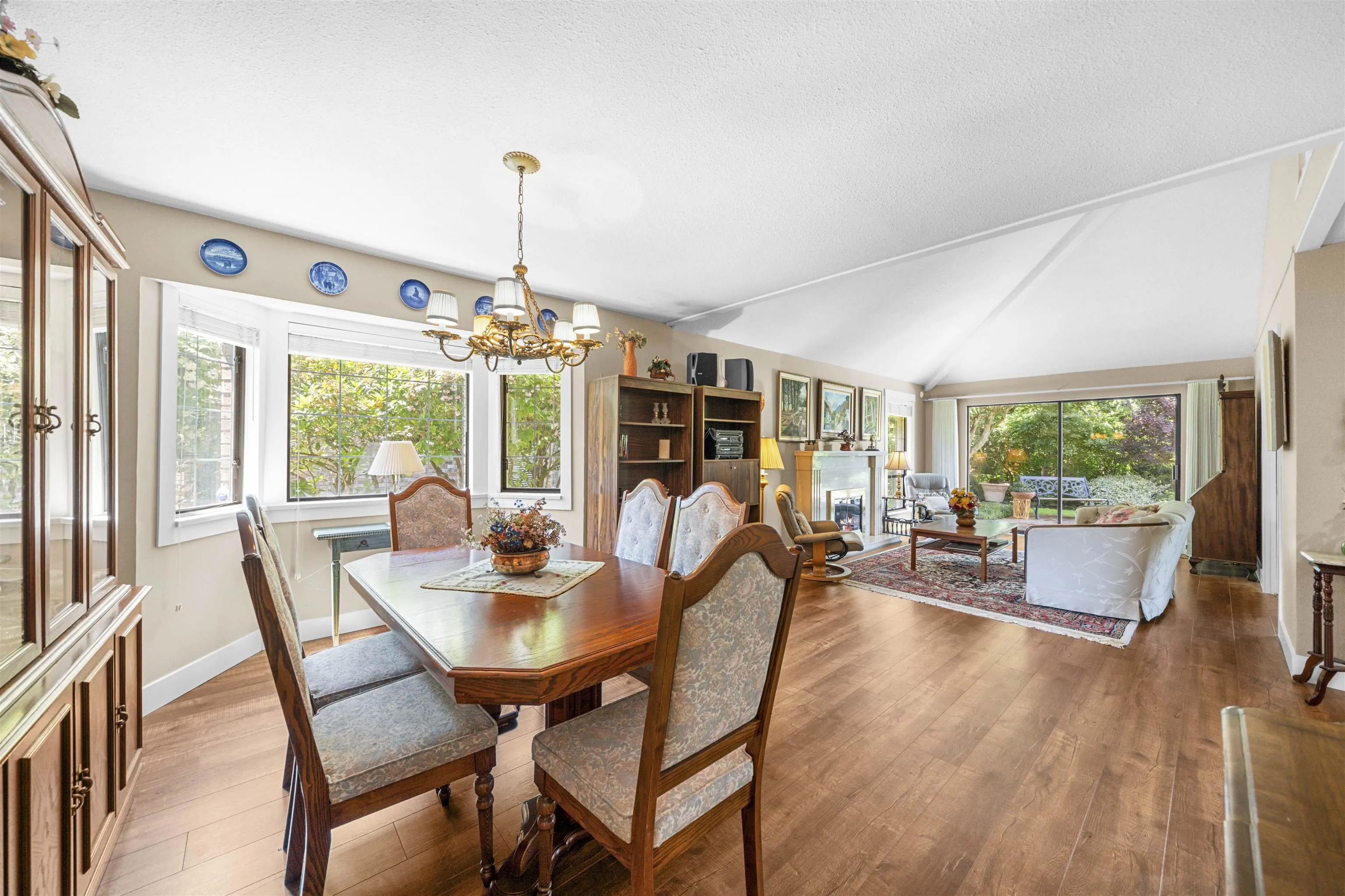 36 1725 Southmere Crescent