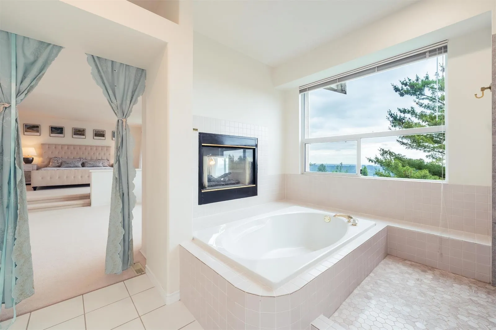 2570 Jade Place