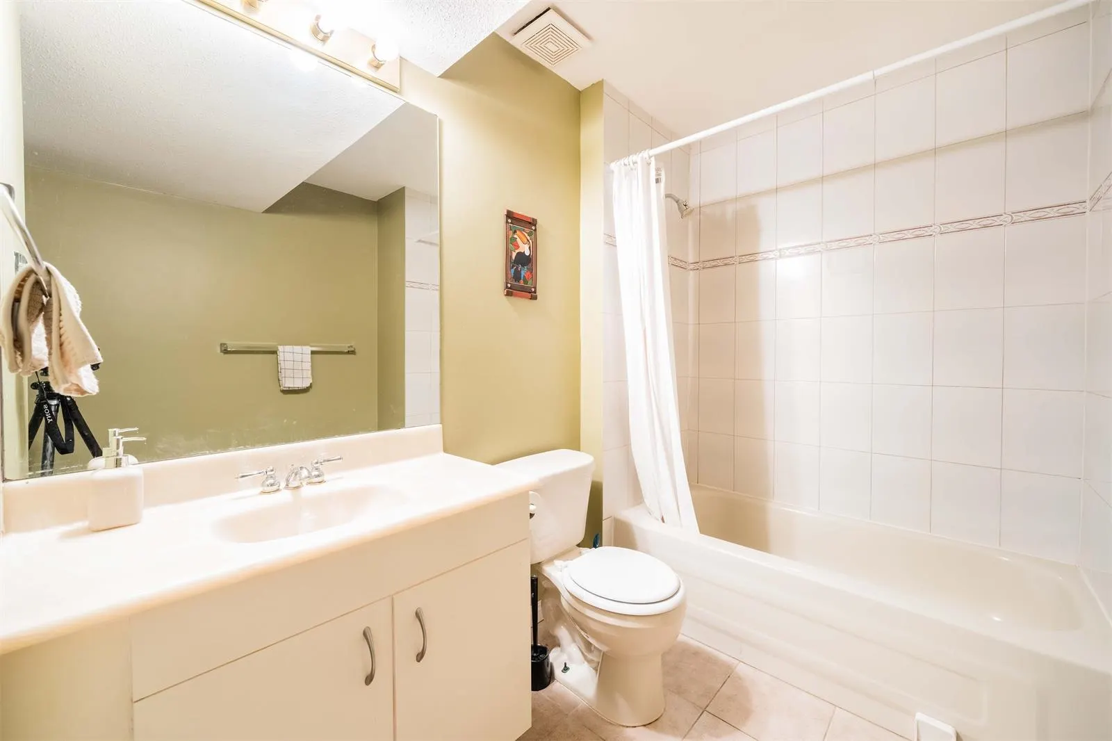 2570 Jade Place