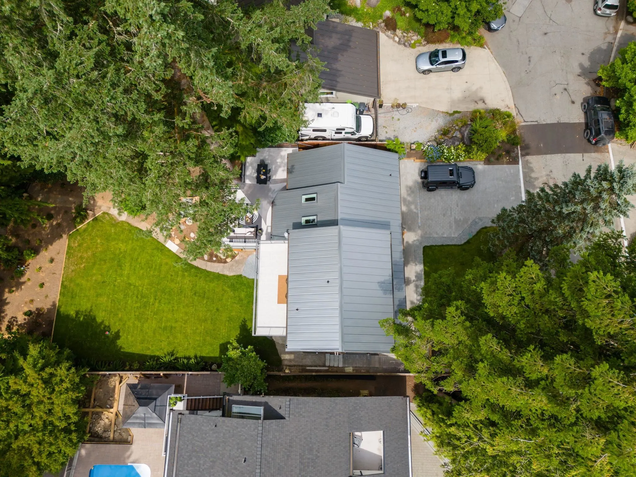 1723 Edgewater Lane