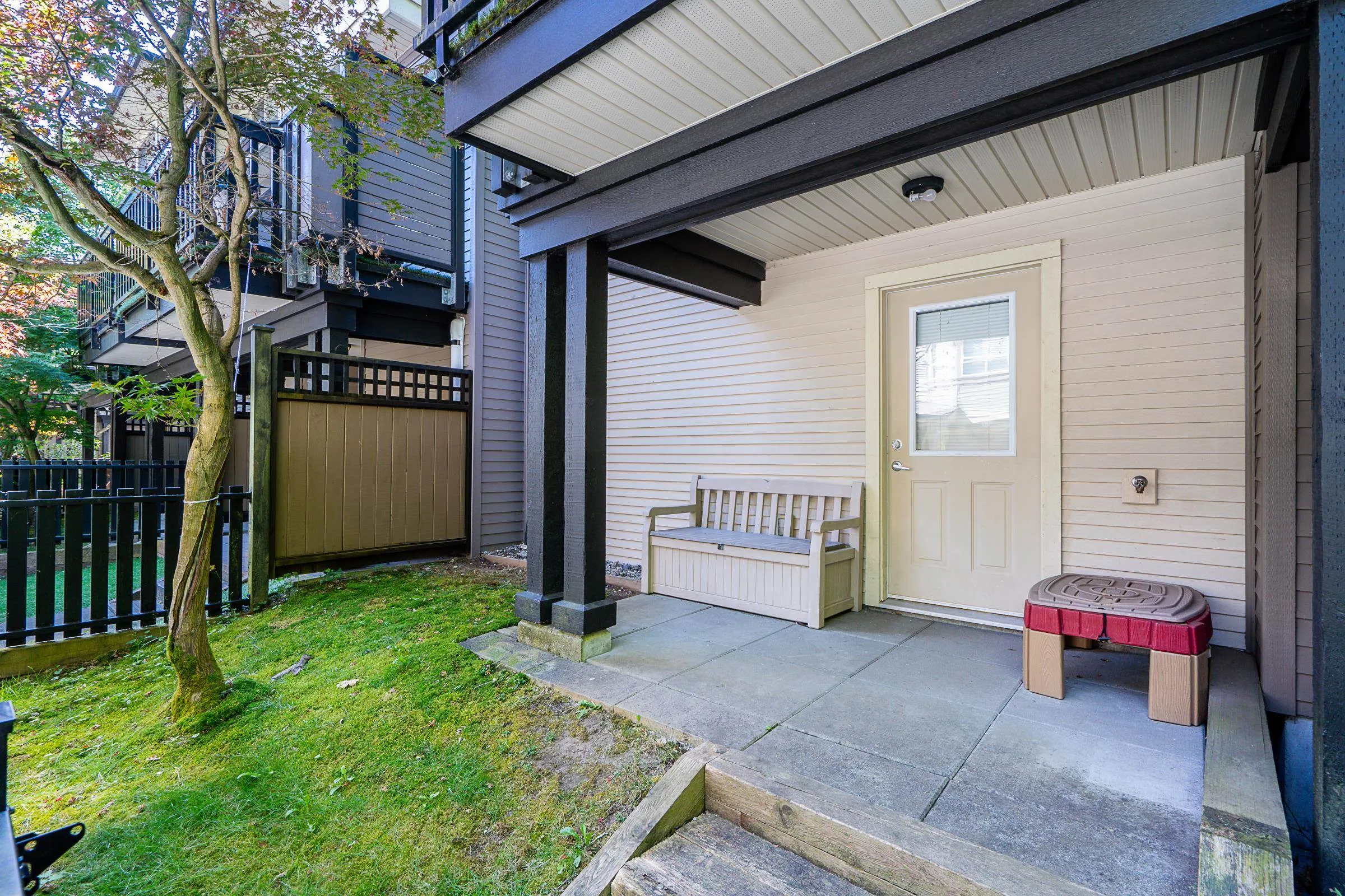 17 100 Klahanie Drive