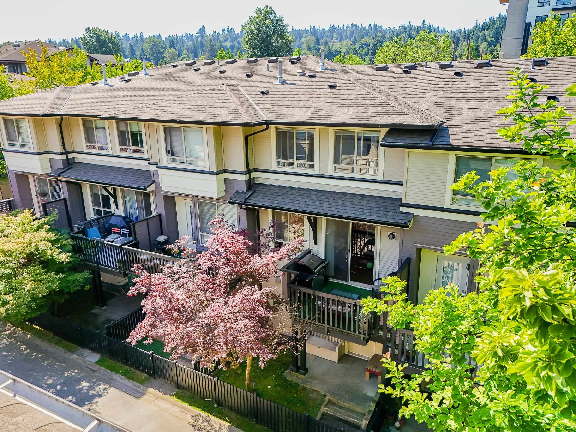 17 100 Klahanie Drive