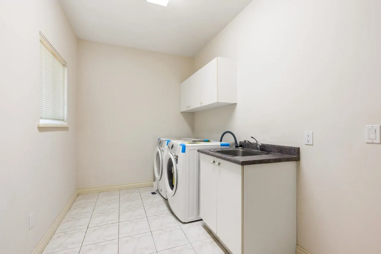 2529 Sapphire Place