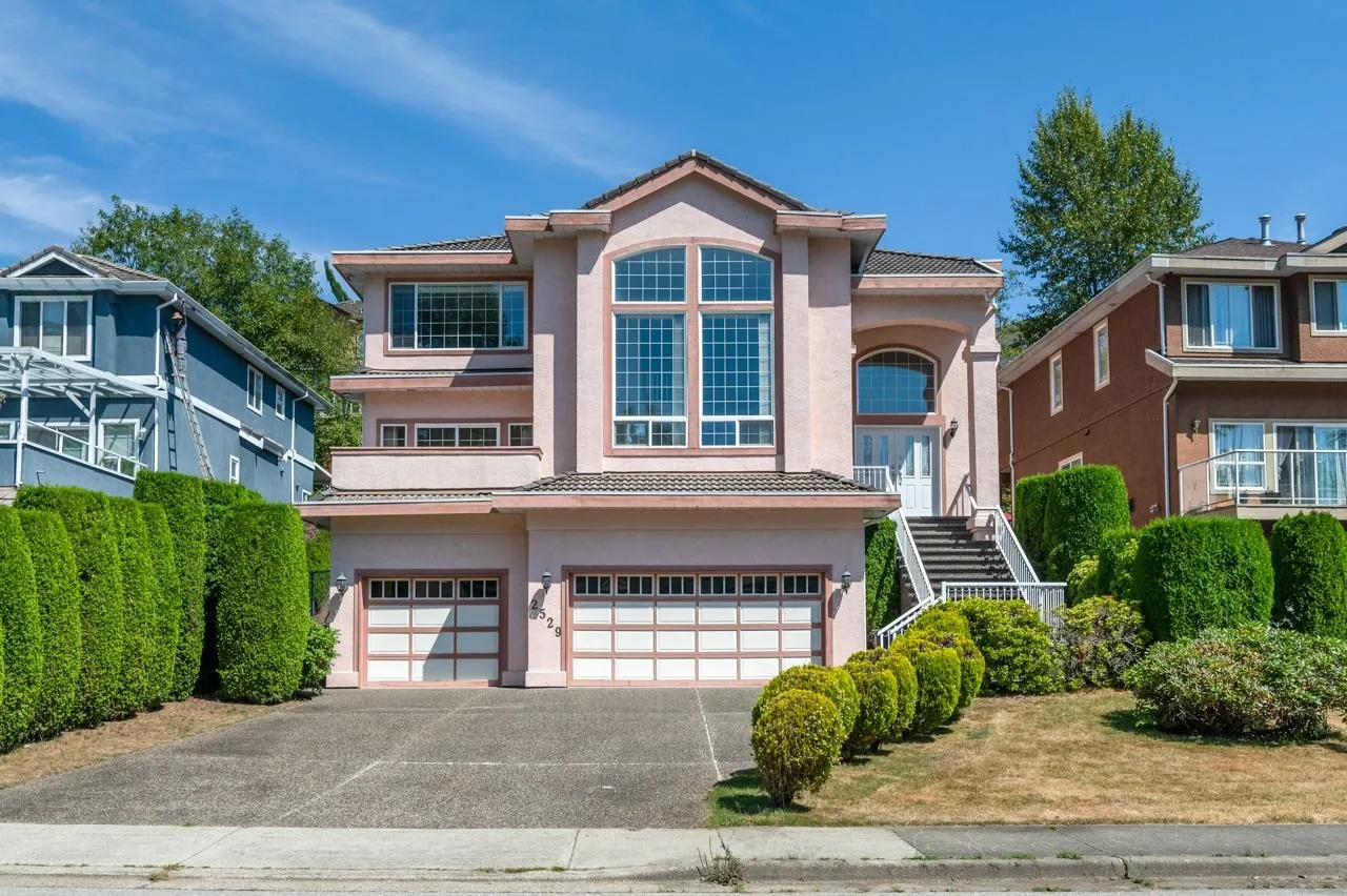 2529 Sapphire Place