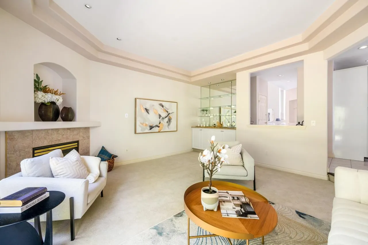 2529 Sapphire Place