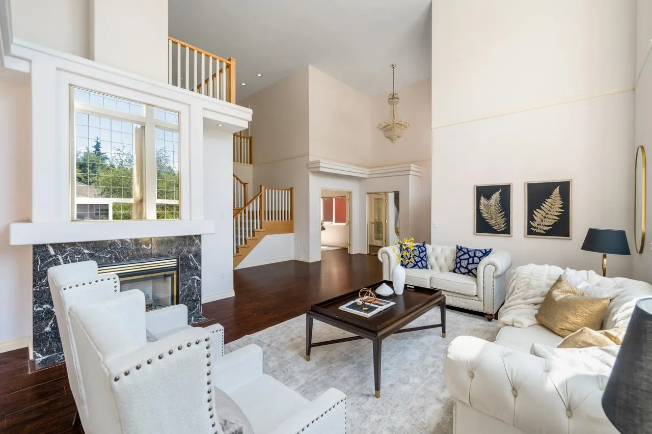 2529 Sapphire Place