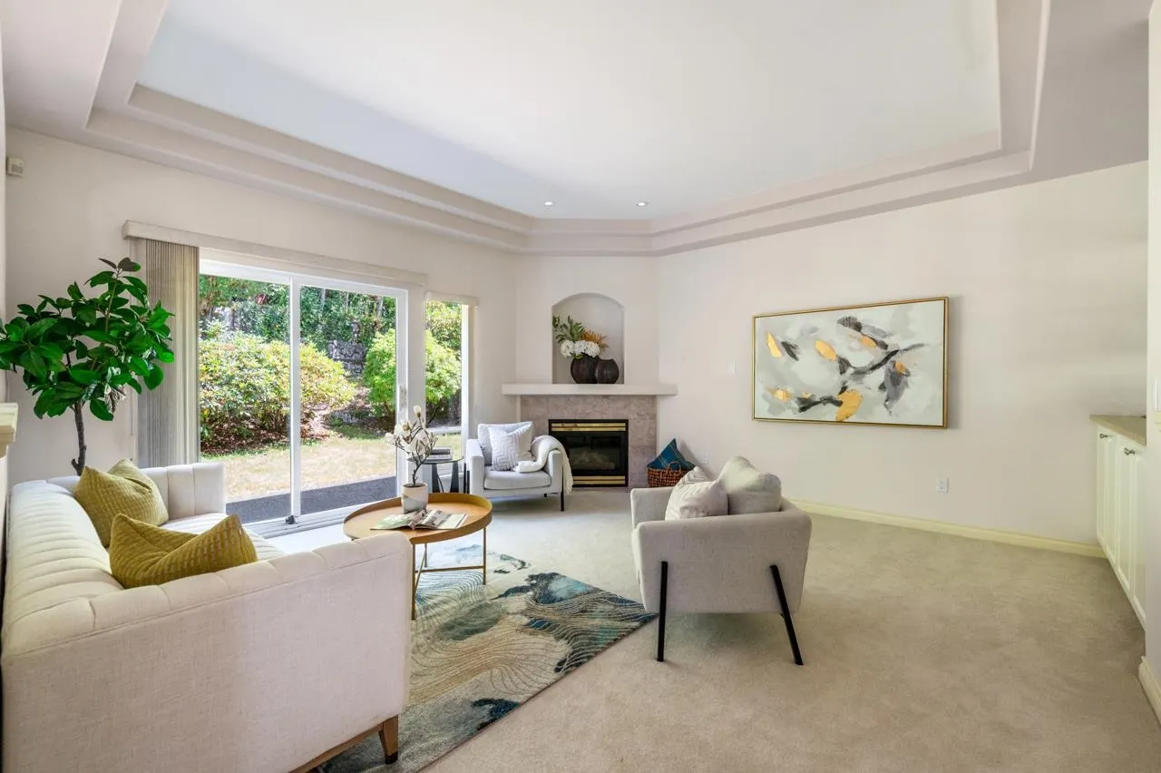 2529 Sapphire Place