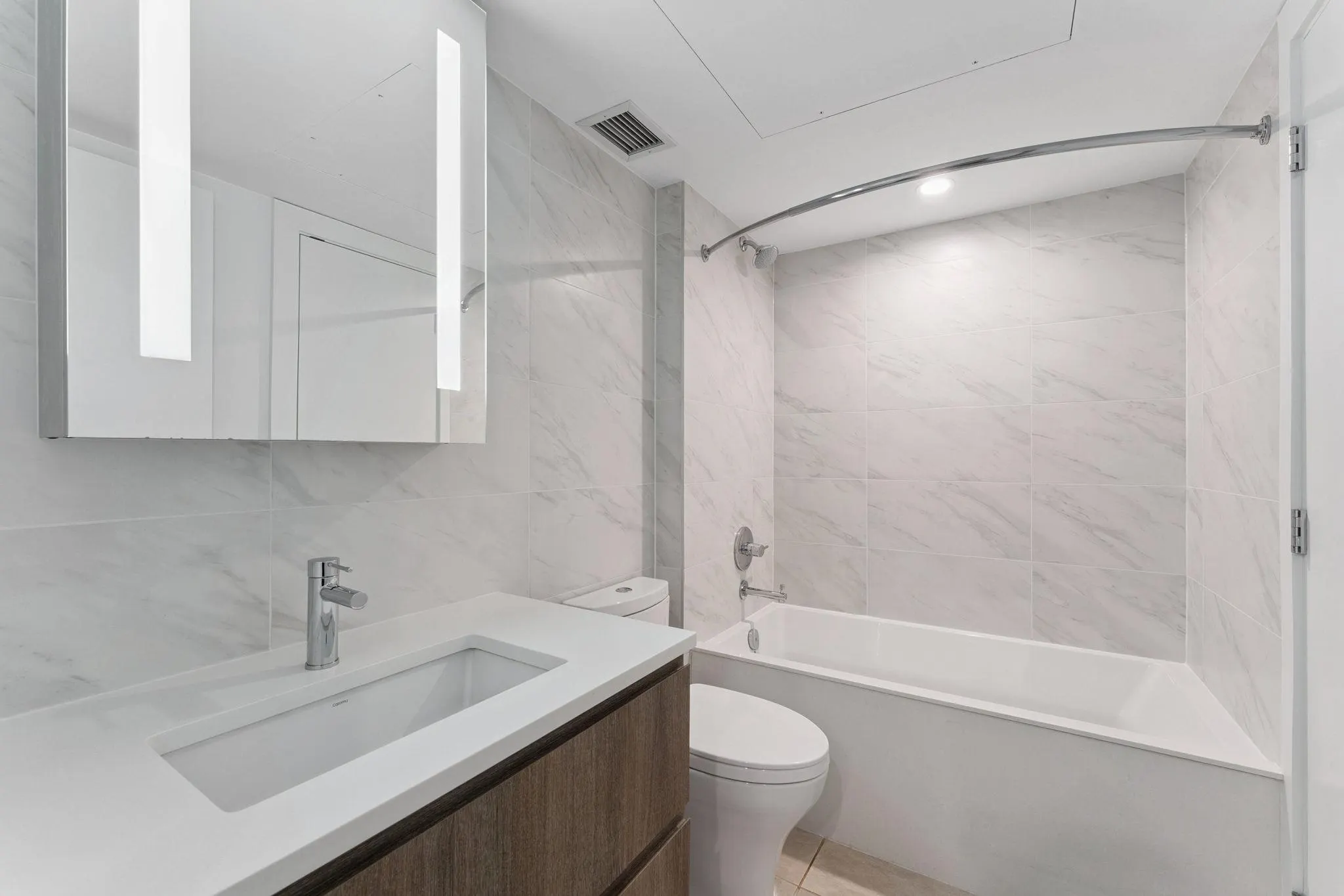 111 2060 Curling Road