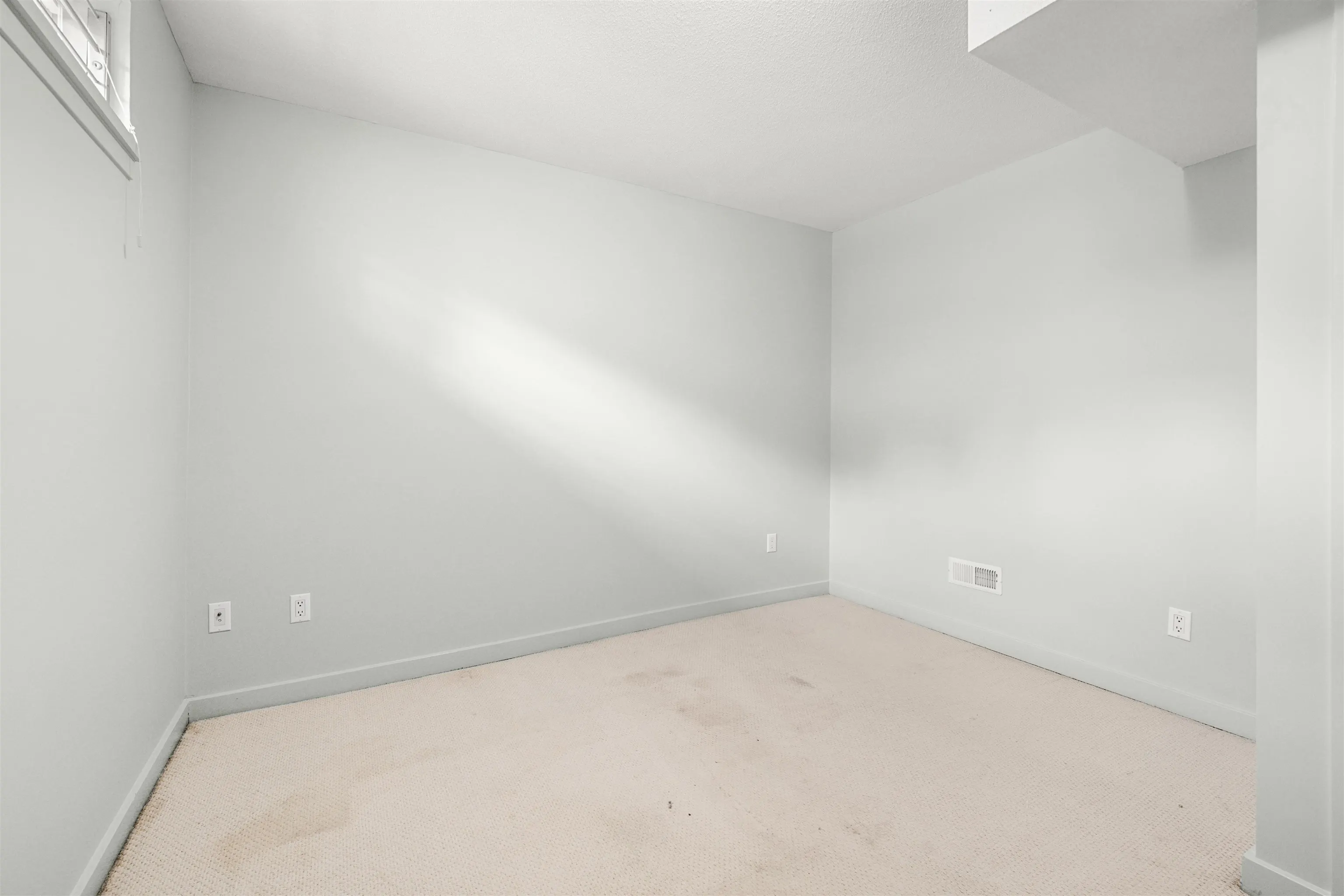 3265 Clermont Mews