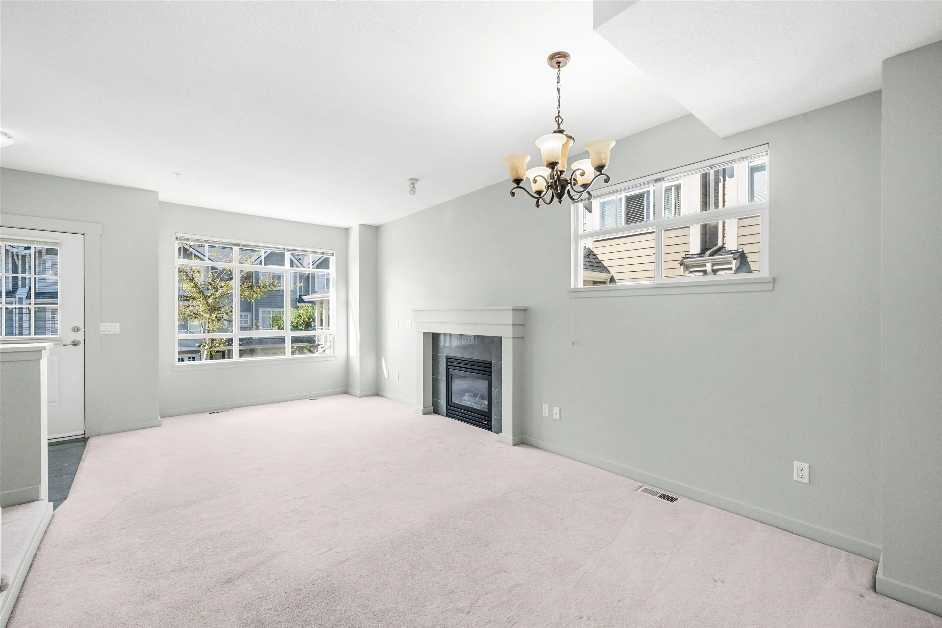 3265 Clermont Mews