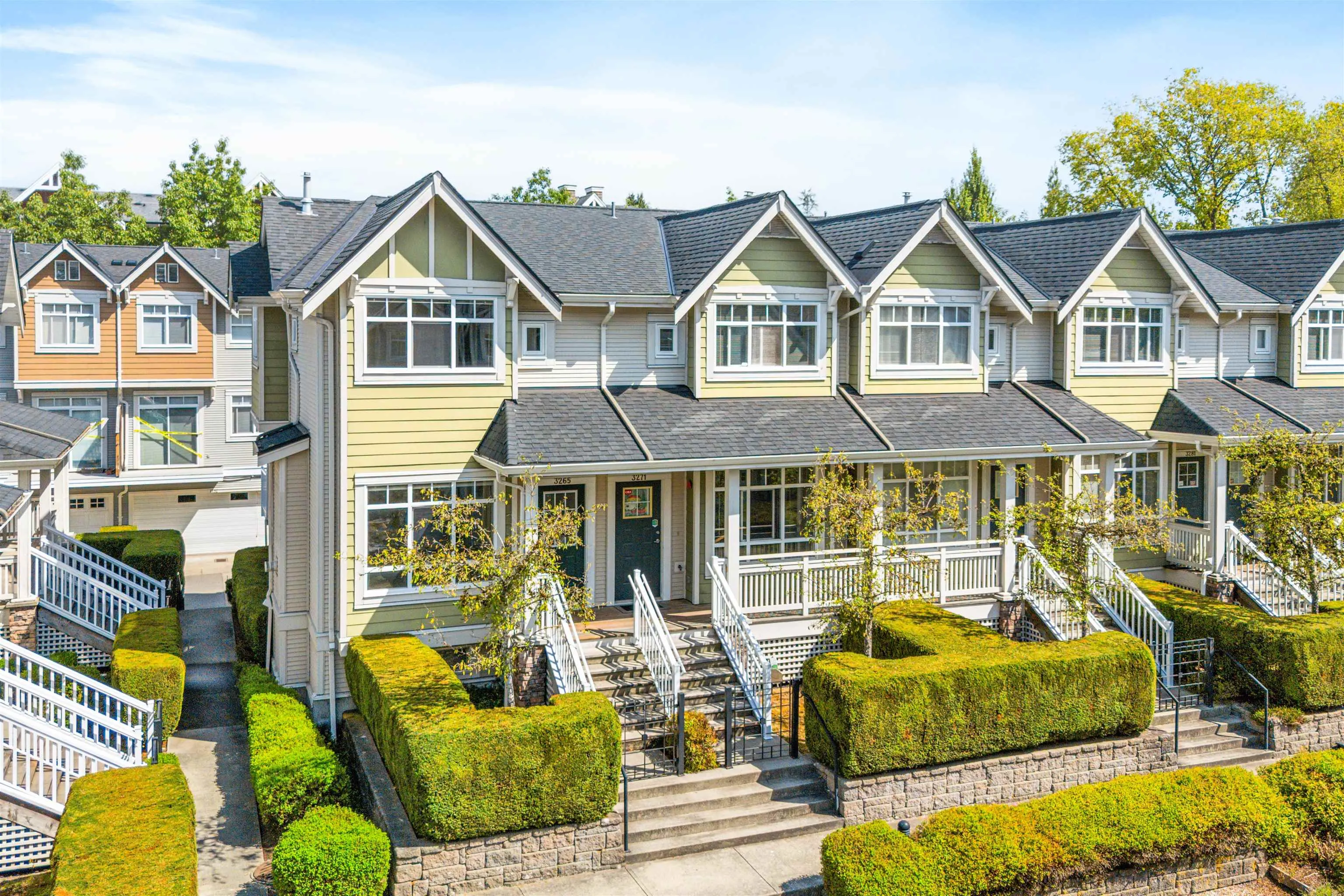 3265 Clermont Mews