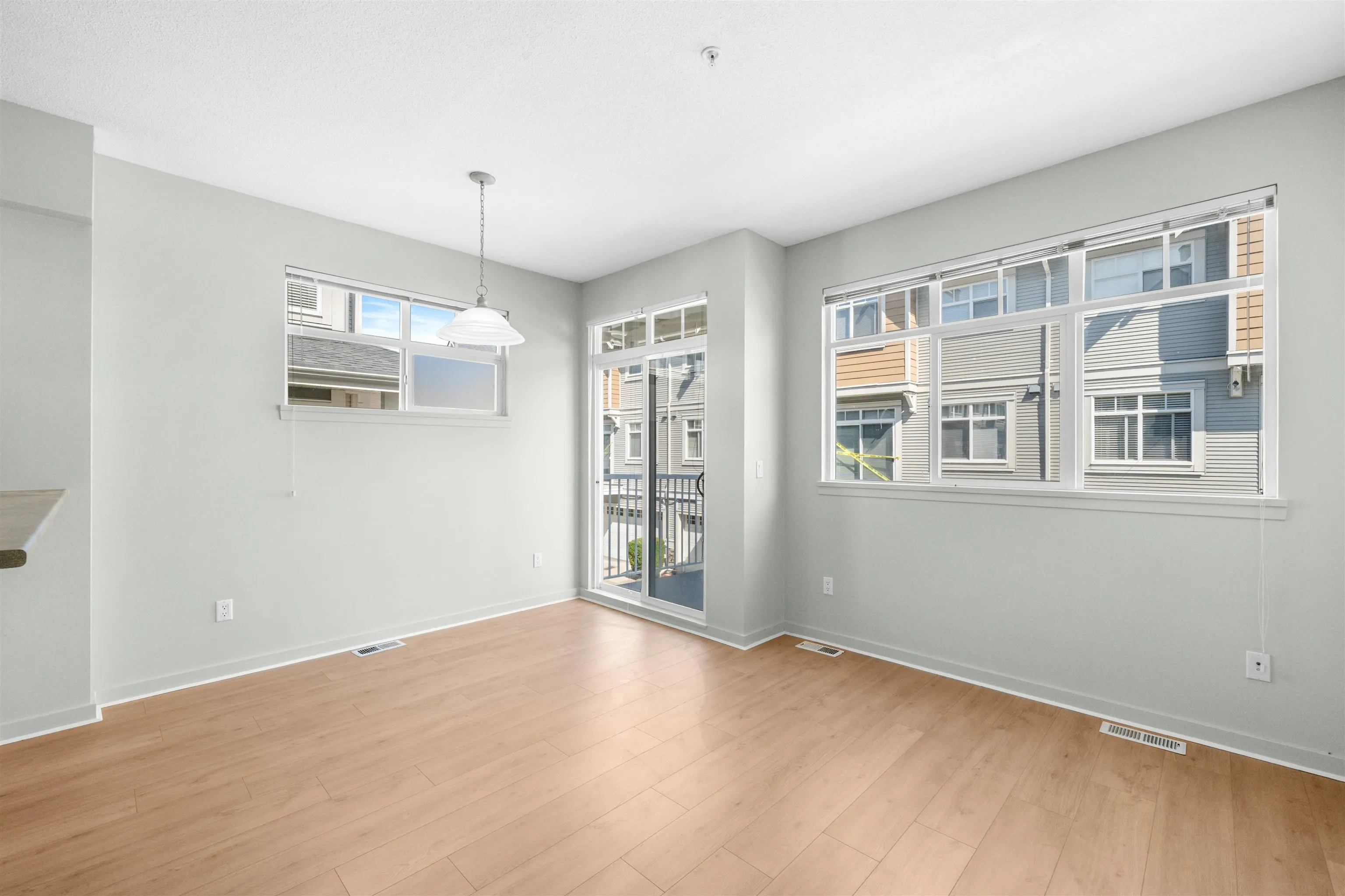 3265 Clermont Mews