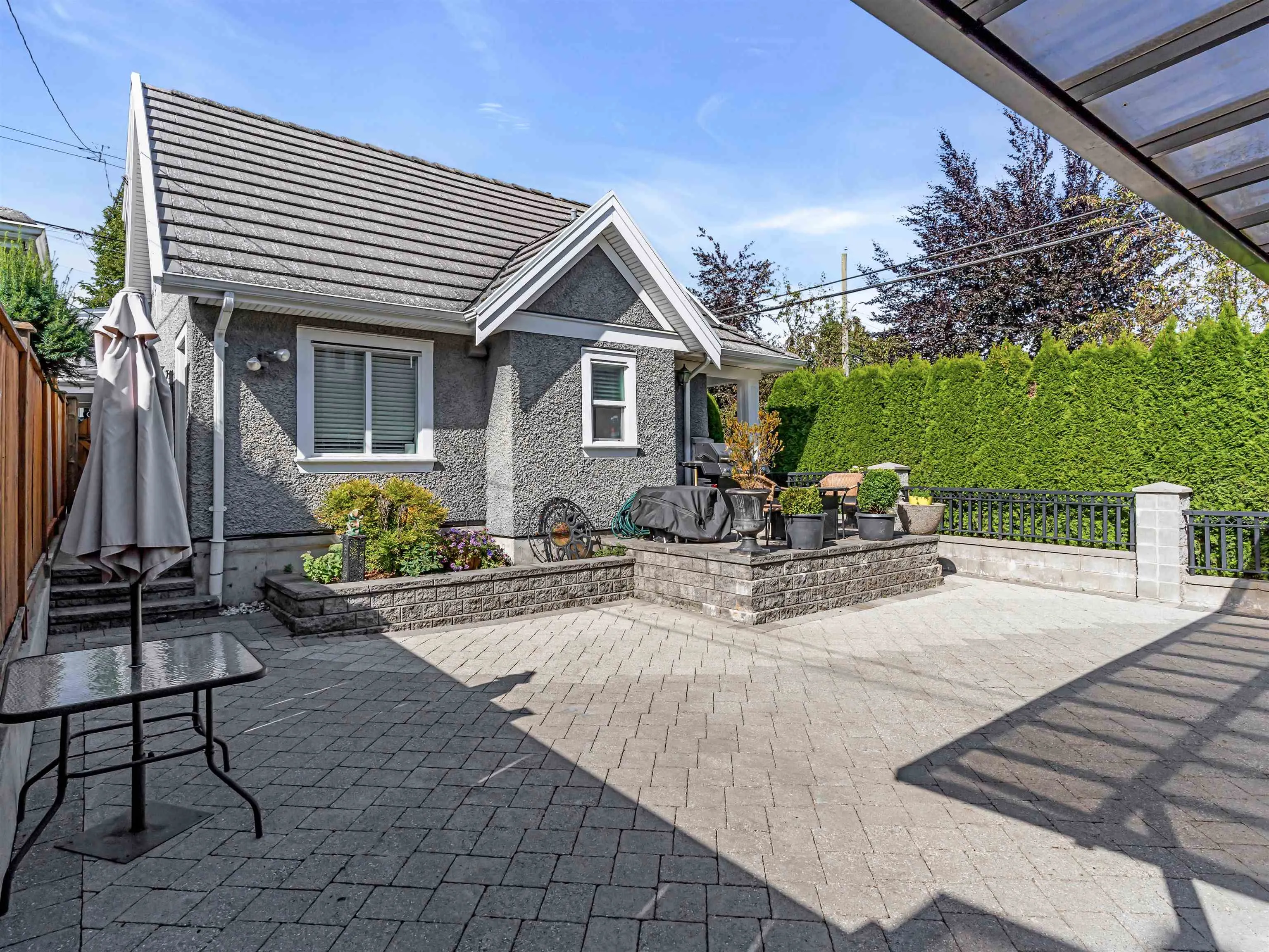2285 Kamloops Street