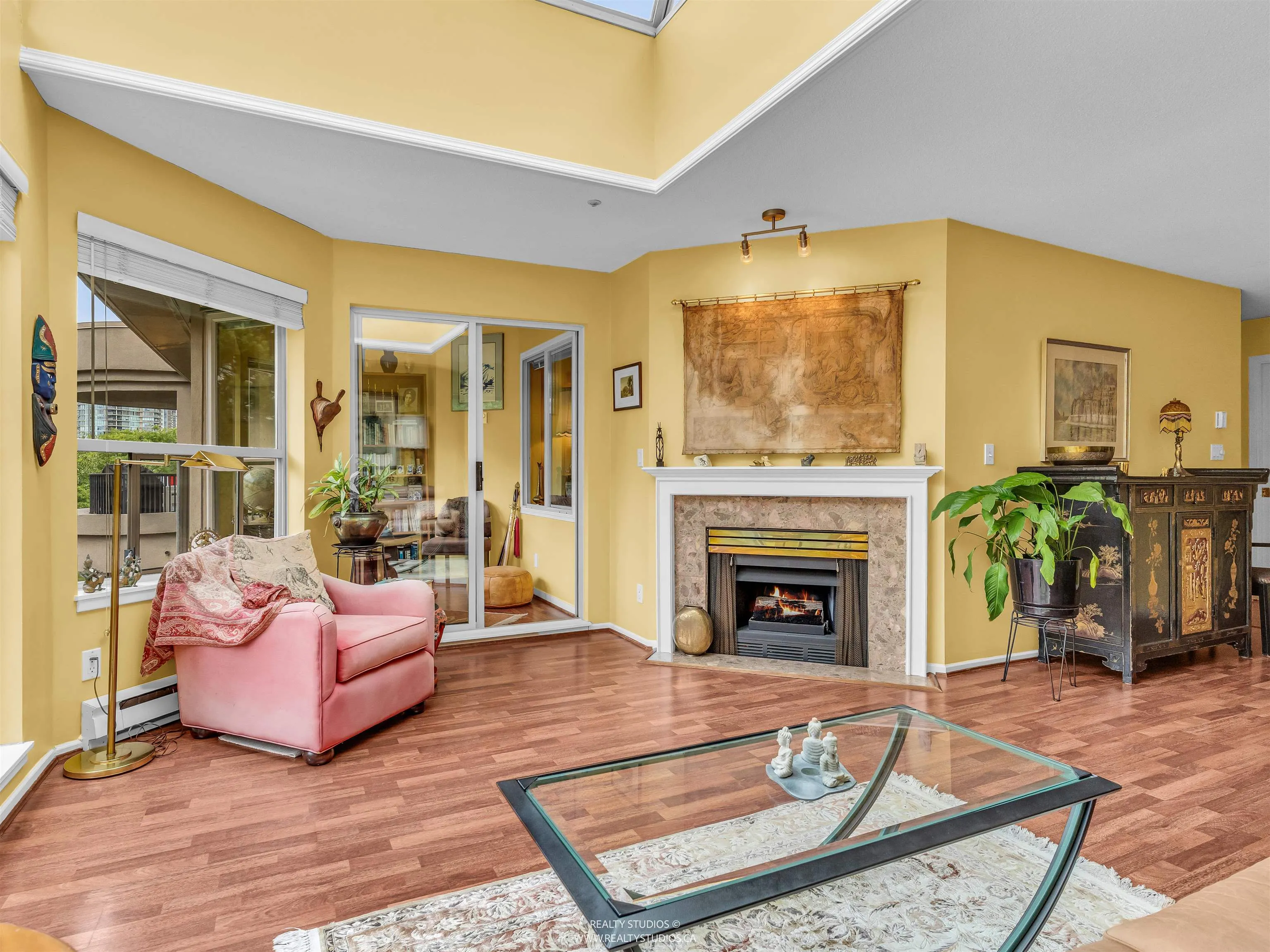 401 525 Wheelhouse Square
