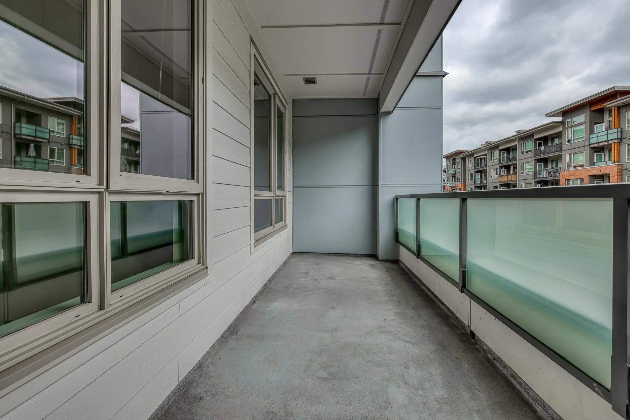 205 2651 Library Lane