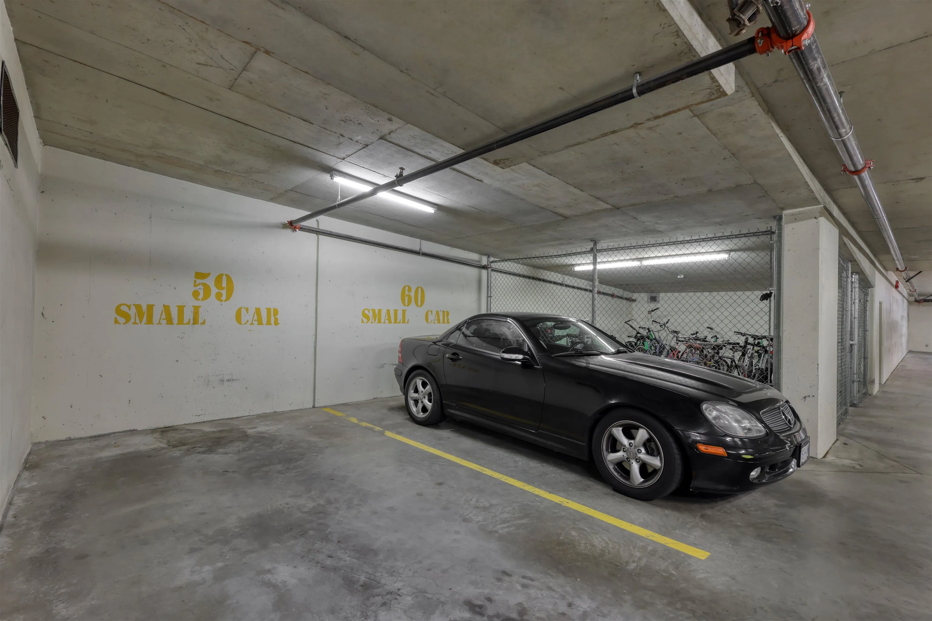 402 1478 W Hastings Street
