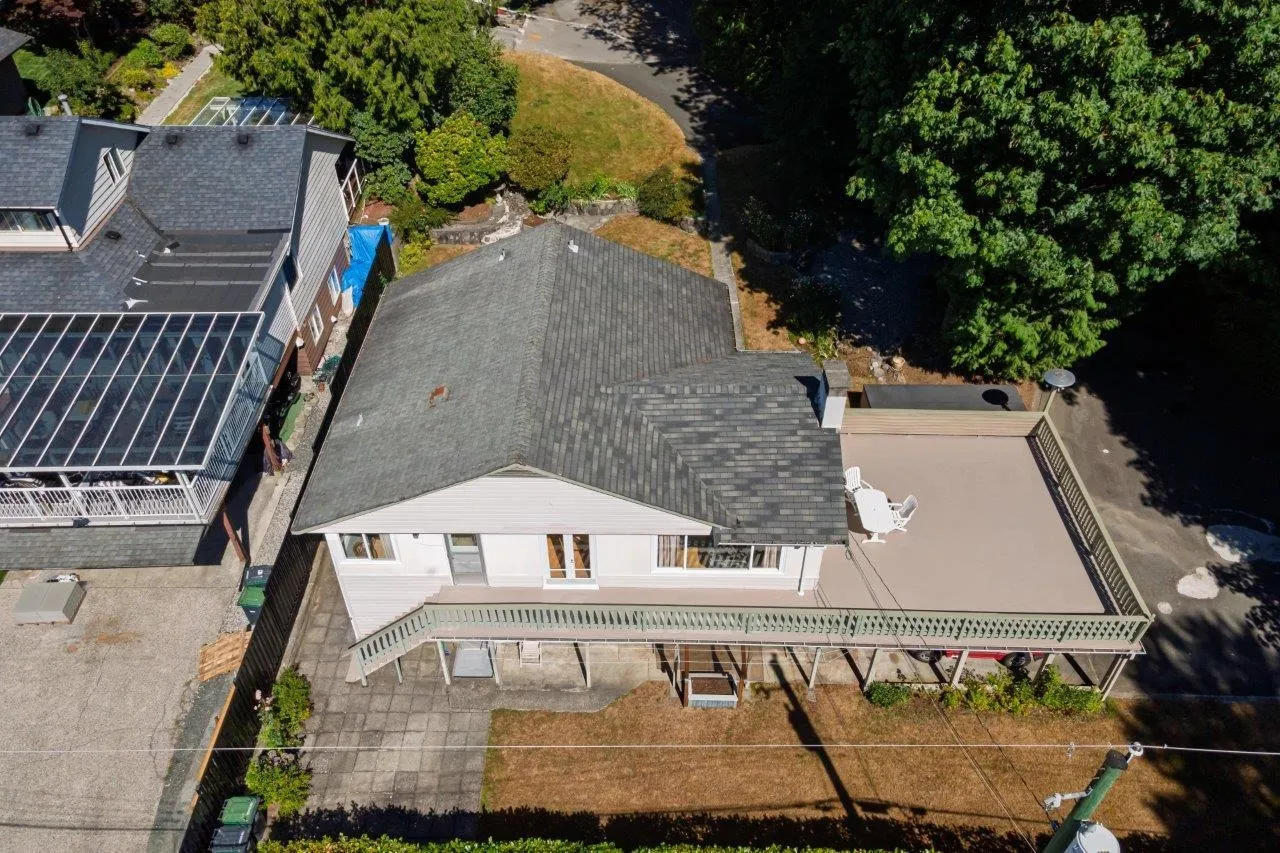 1033 Drayton Street