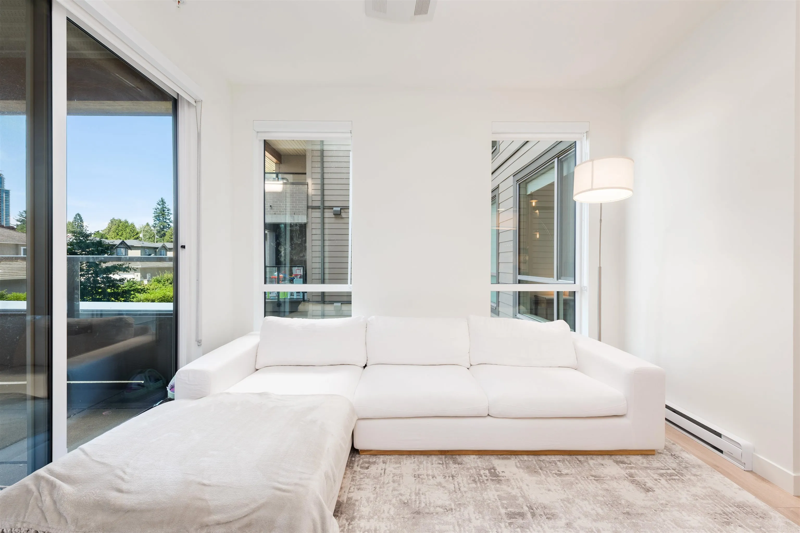 222 7588 16th Street